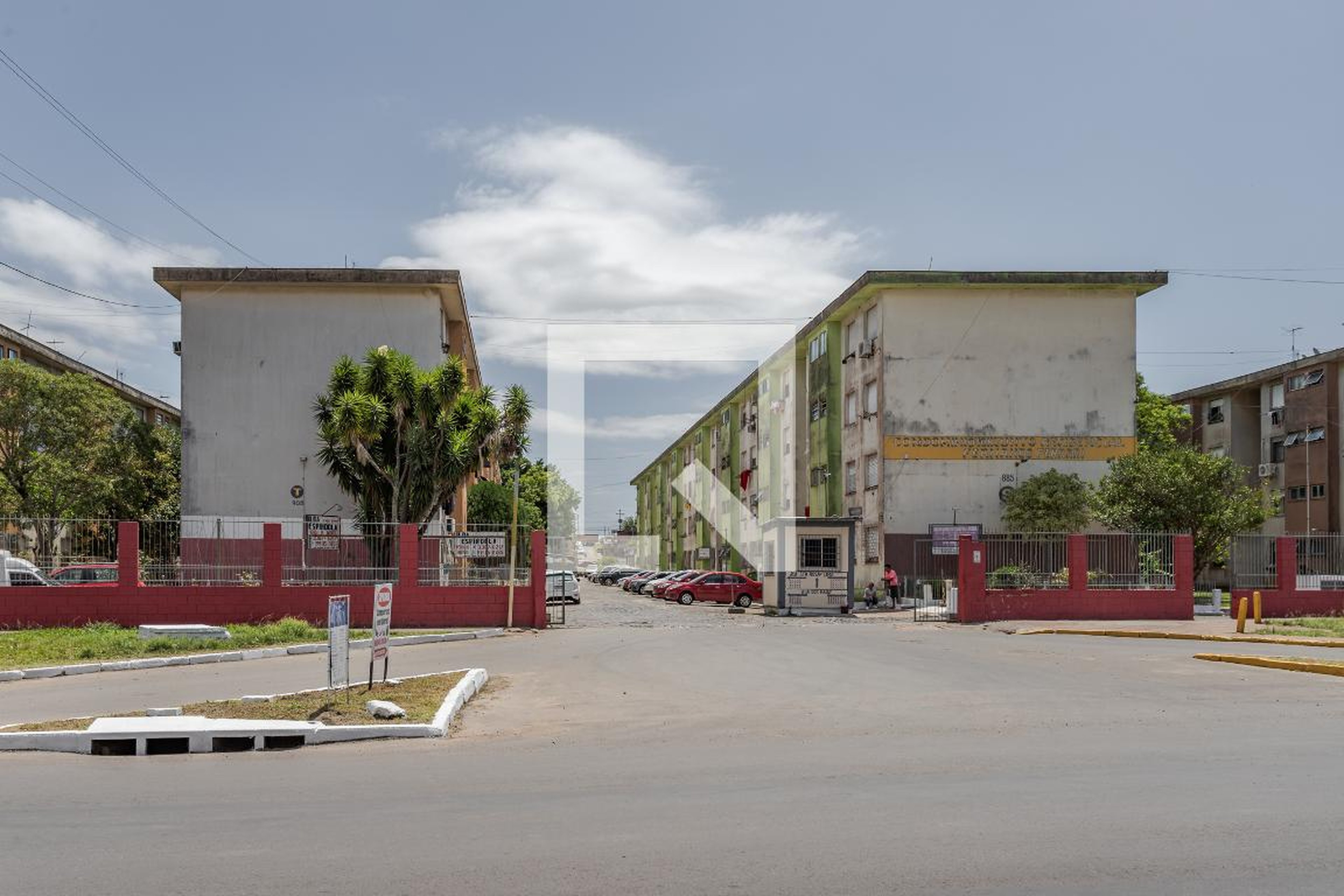 Fachada Condomínio em Rua dos Maias, 865