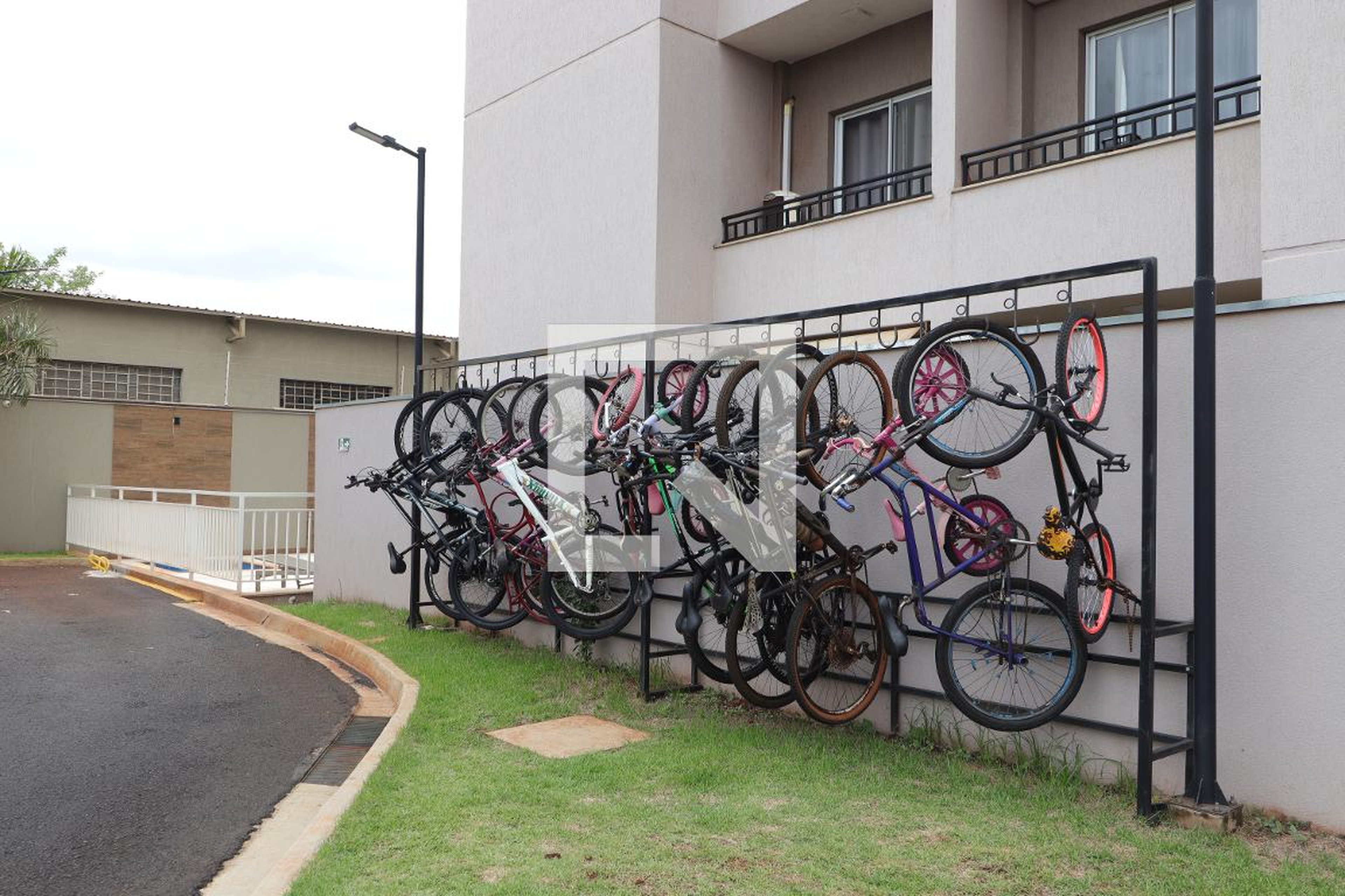 Bicicletário - Bem Viver Japura