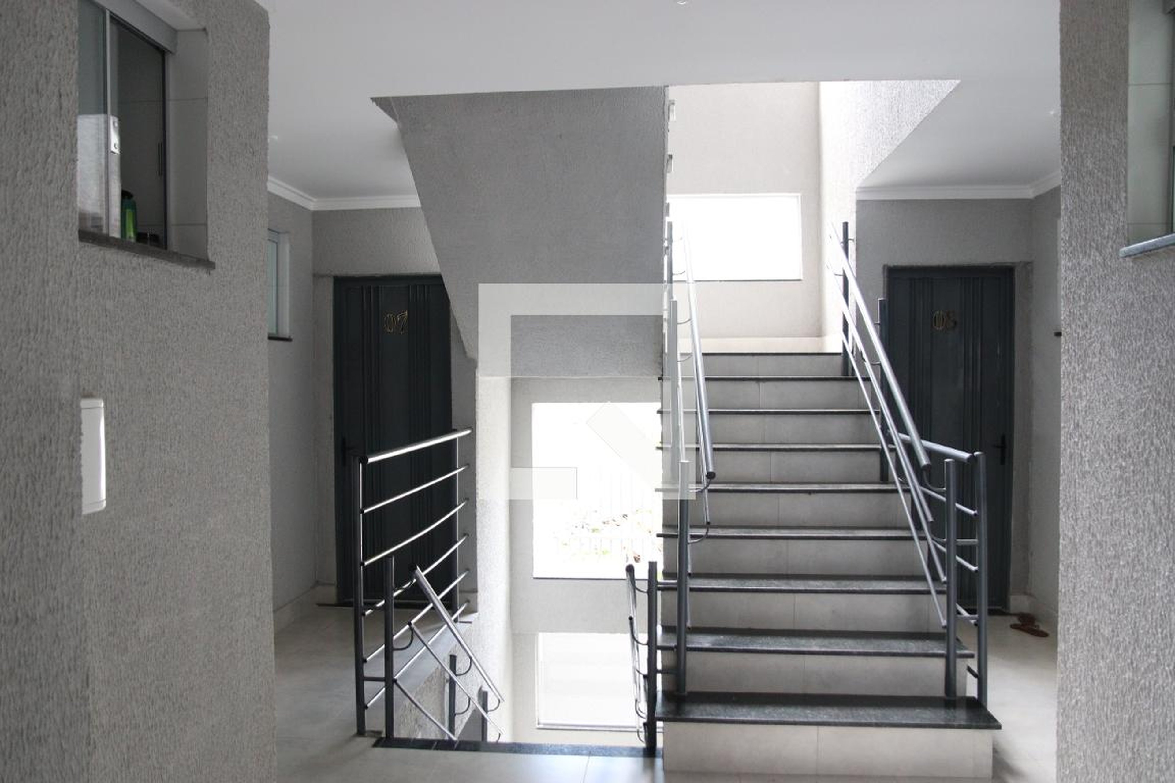 Entrada - Village 44