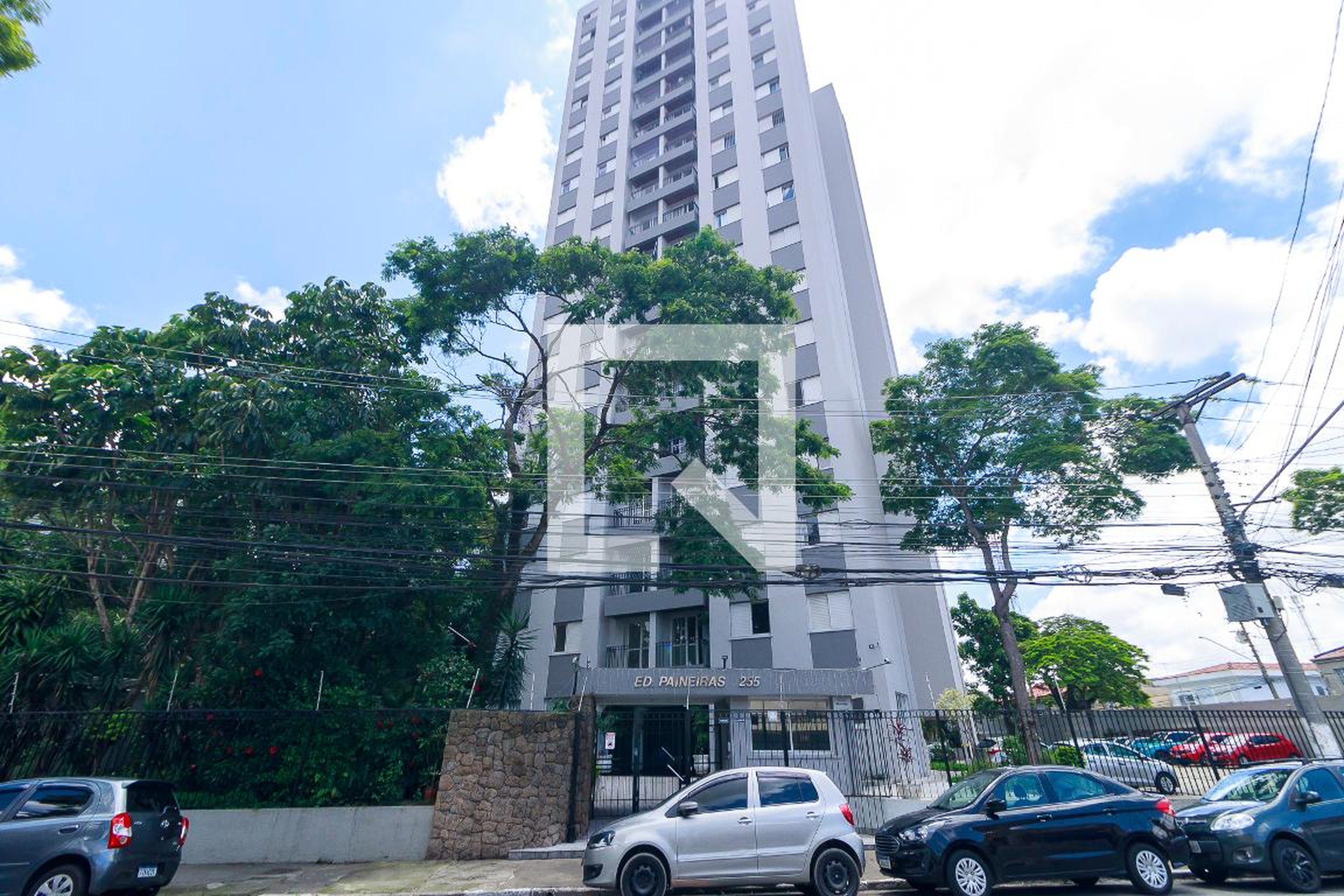 Fachada Condomínio Paineiras