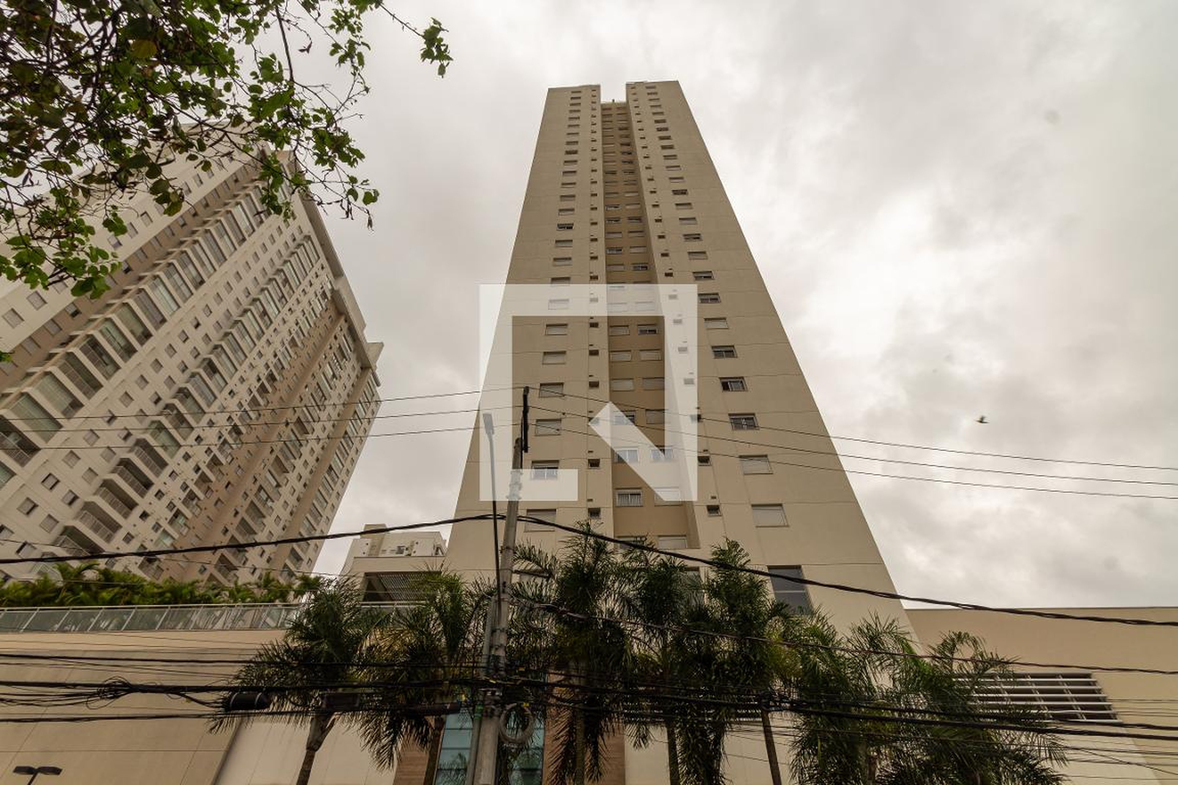 Fachada do Prédio Condomínio em Rua Ulisses Cruz, 622
