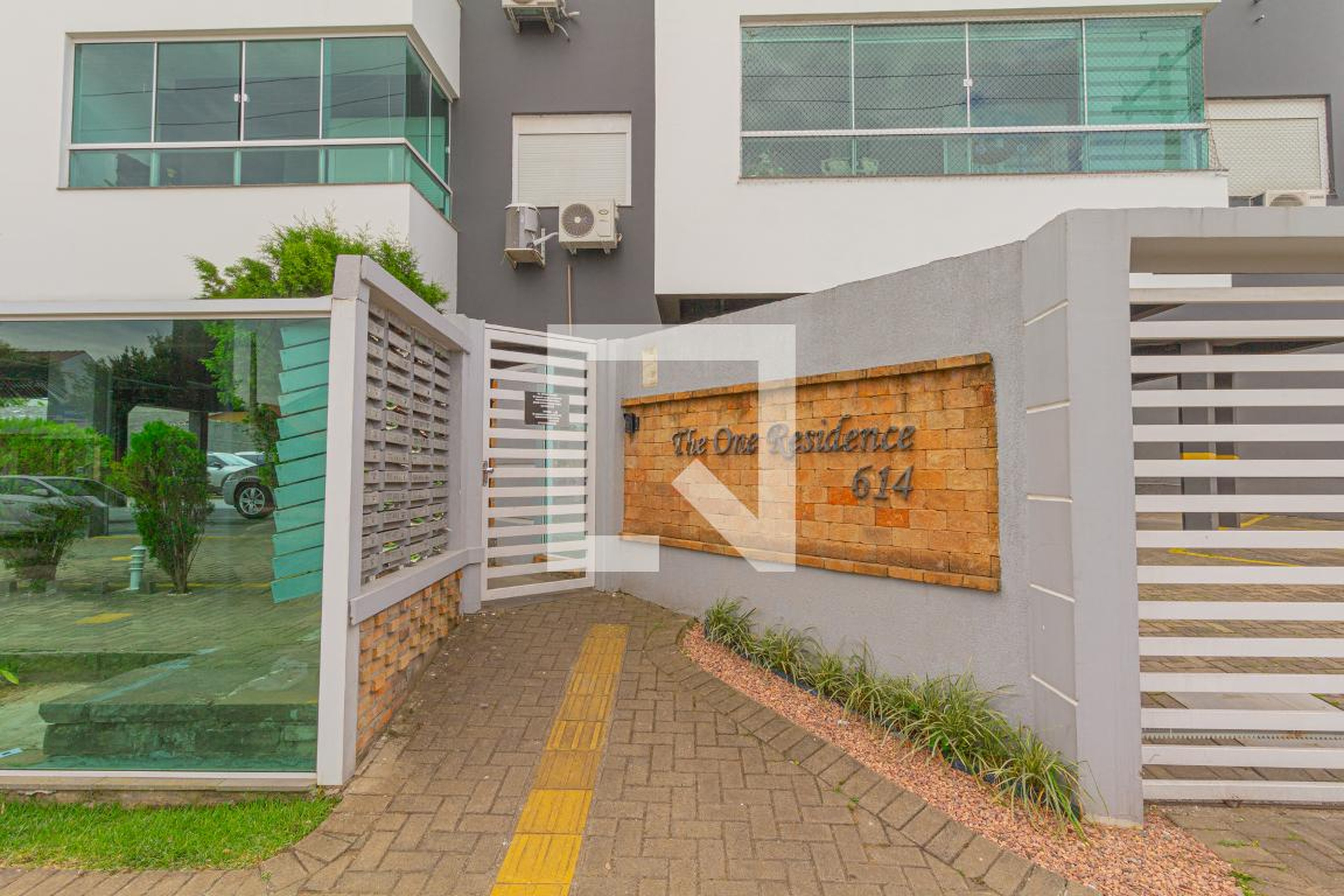 Entrada - The One Residence