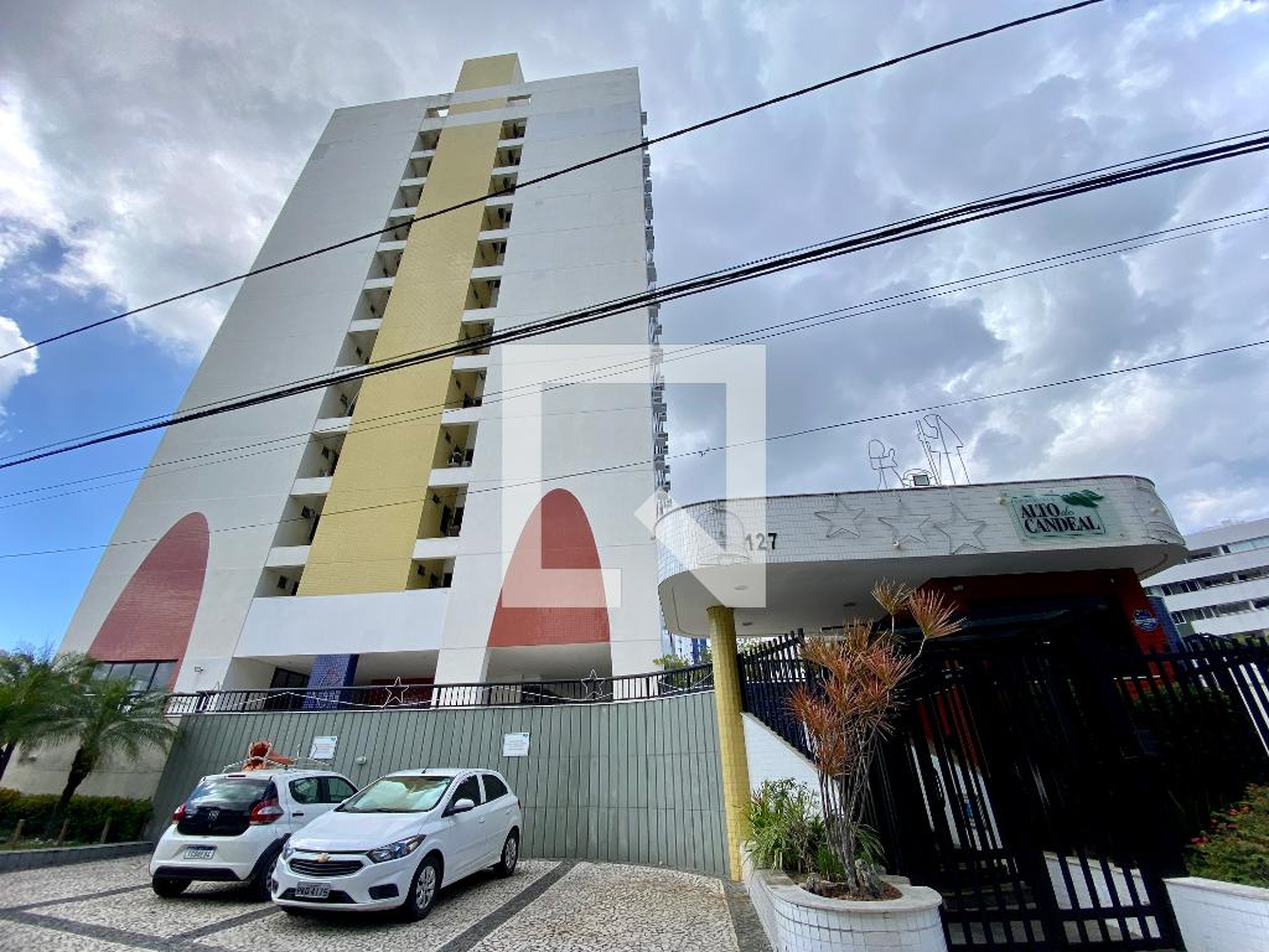 Fachada Condomínio Boulevard Alto do Candeal