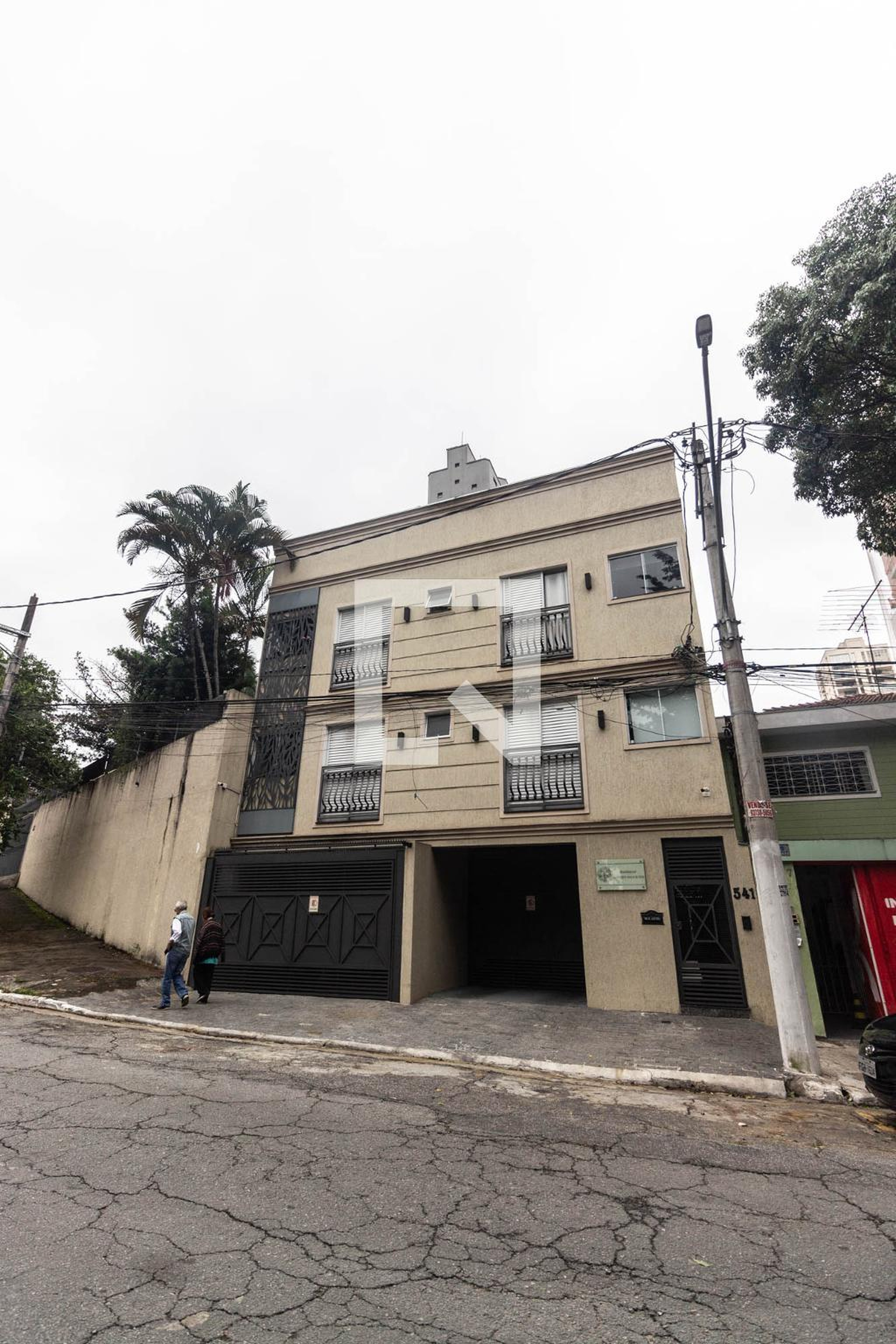 Fachada Condomínio em Rua Pedro Cacunda, 541