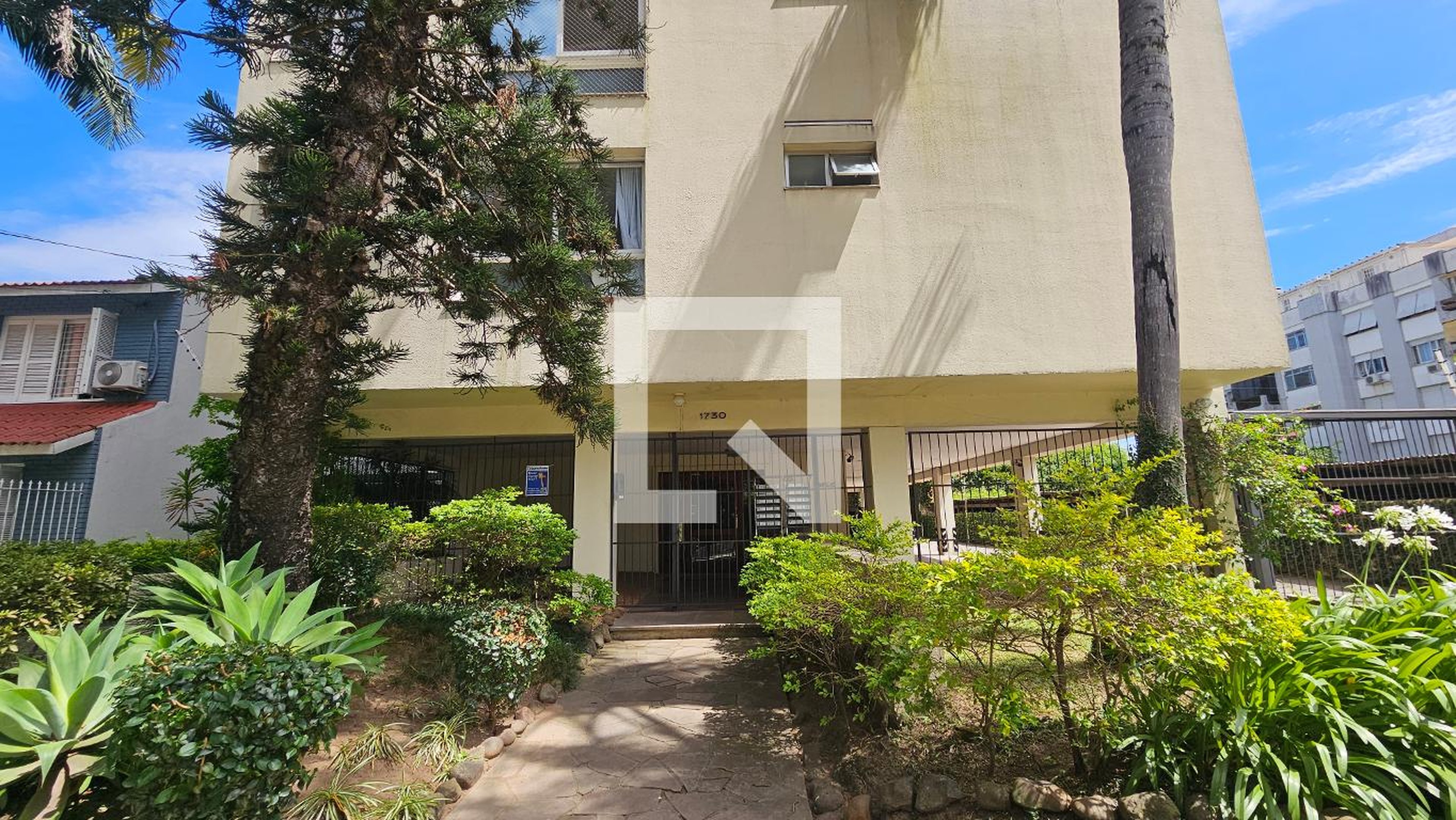 Entrada - Edifício Monte Belo