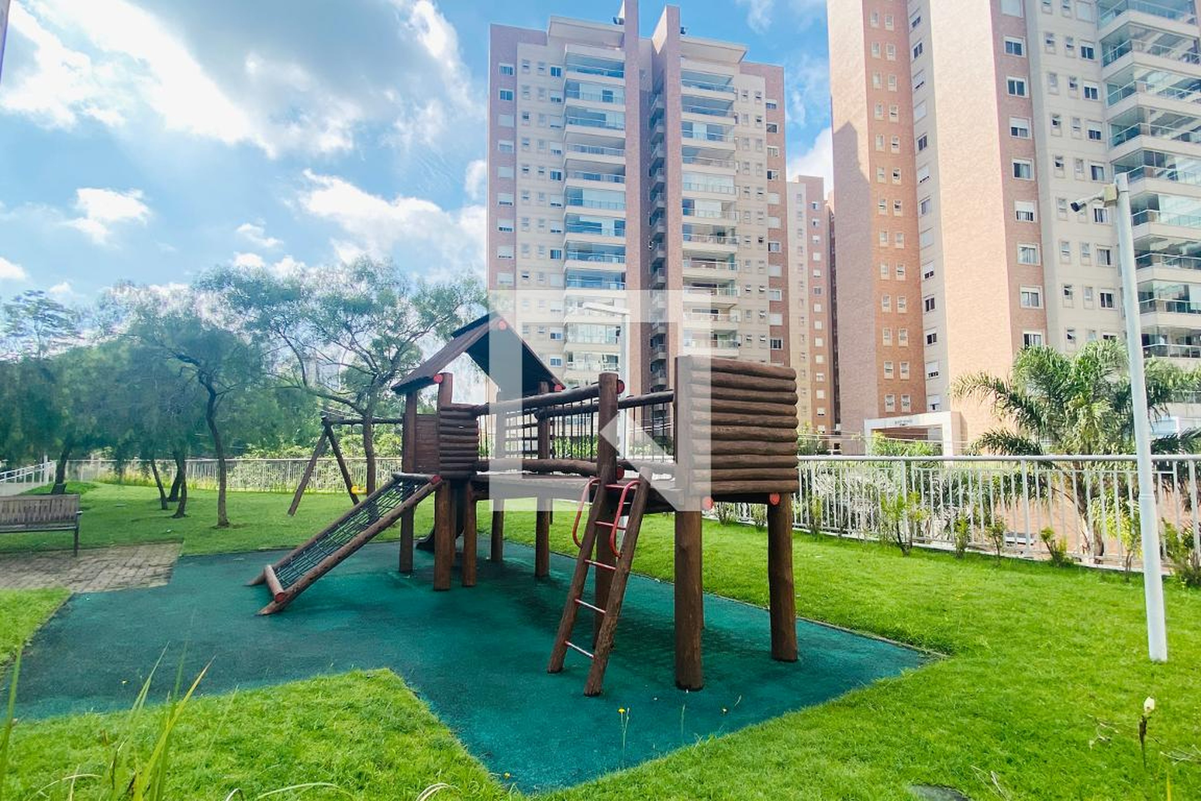 Playground - Premium Tamboré