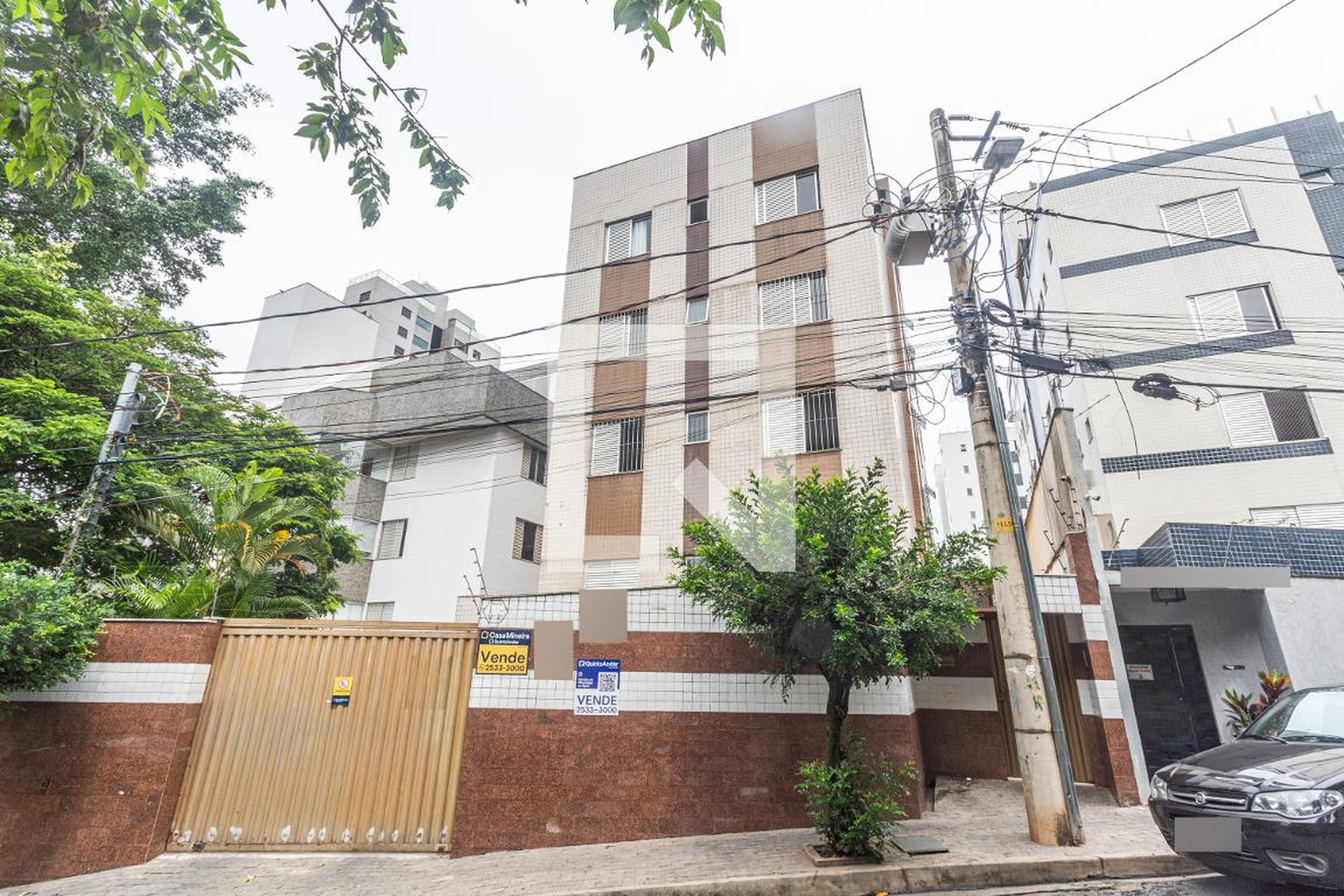 Fachada Condomínio em Rua Artur de Sá, 325