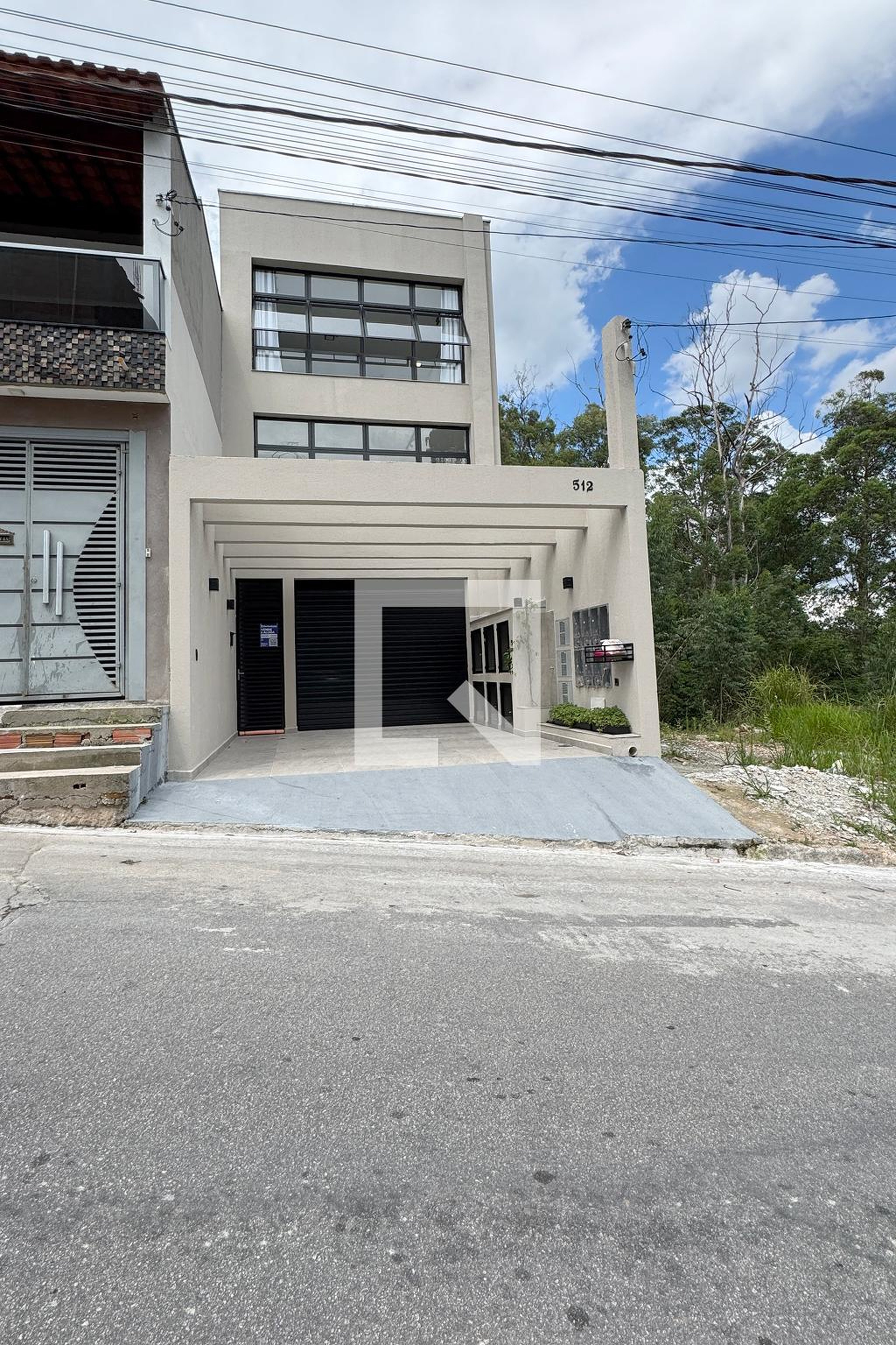 Fachada Condomínio em Rua Napoles, 512