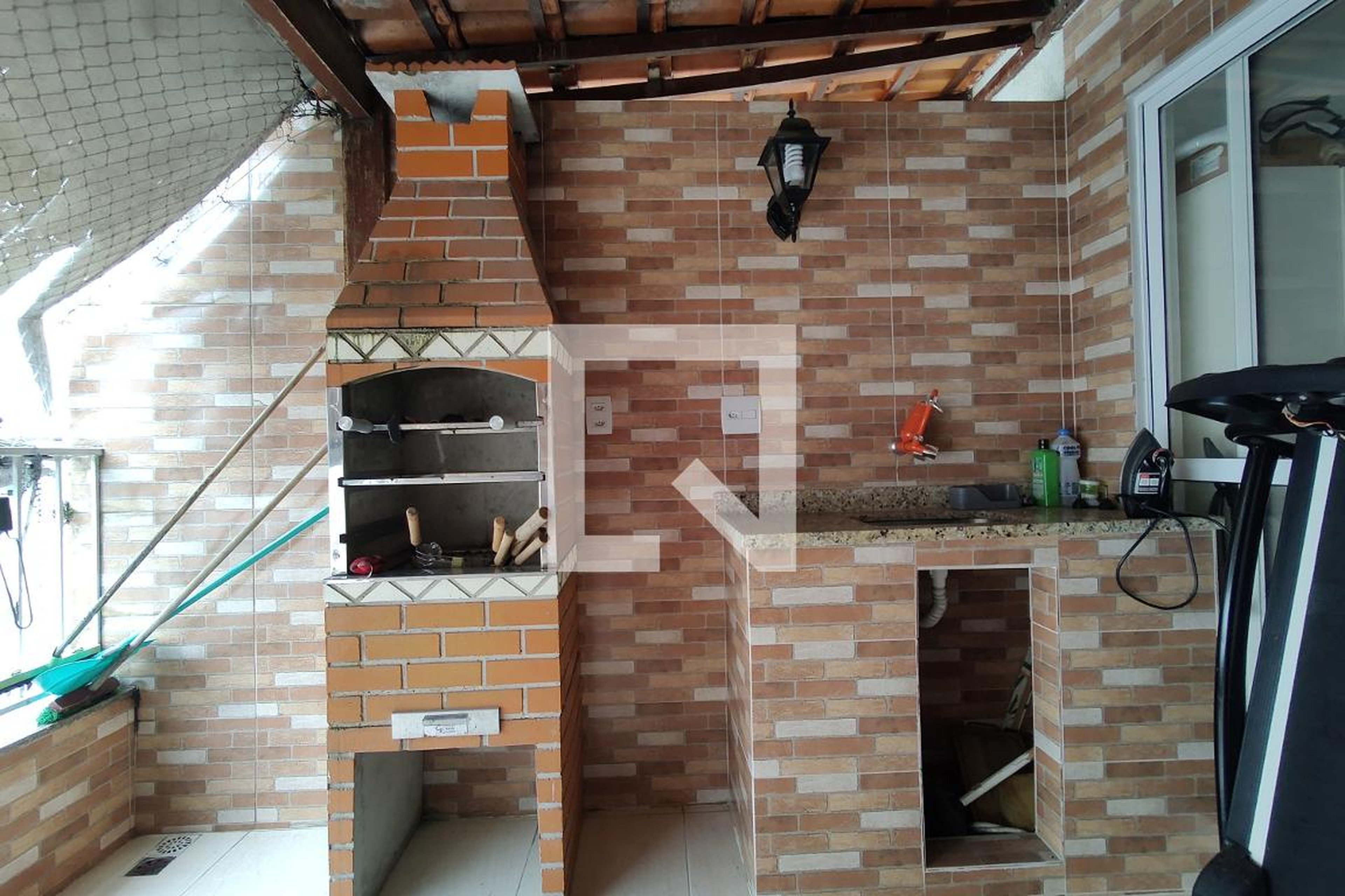 Churrasqueira - Em Rua Félix Crame 72