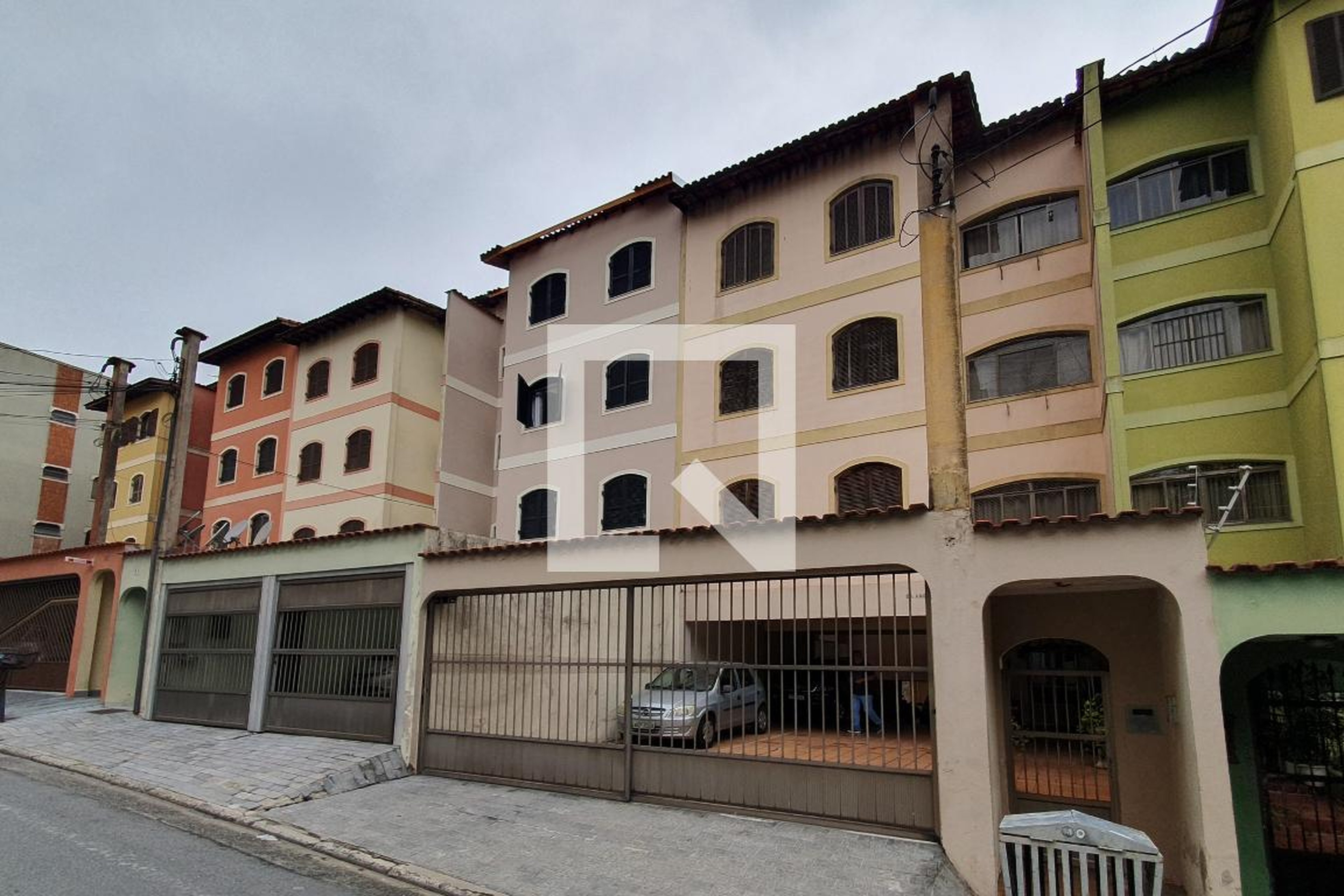 Fachada do Prédio Condomínio Aroeiras