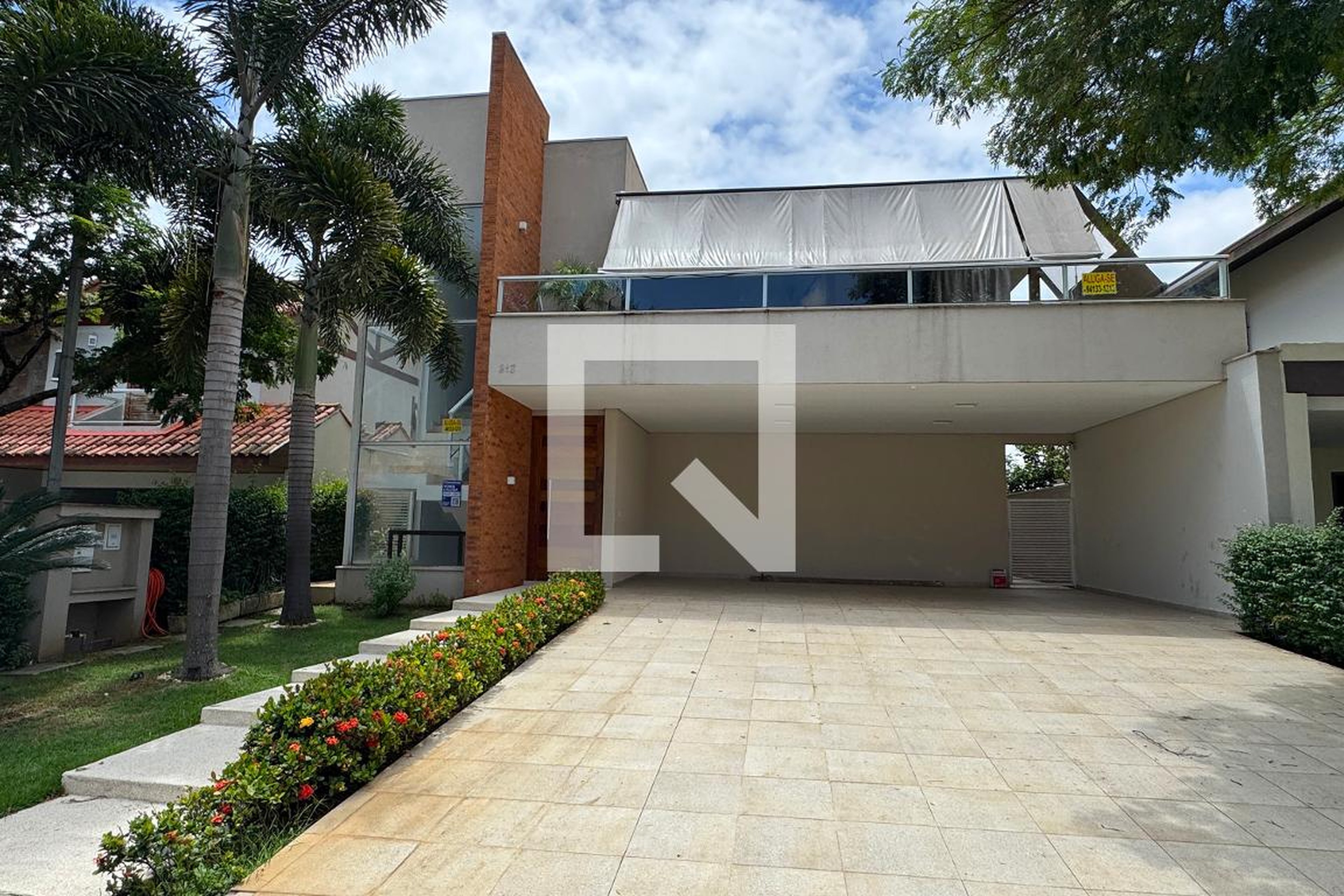 Fachada Condomínio em Alameda das Prímulas, 213