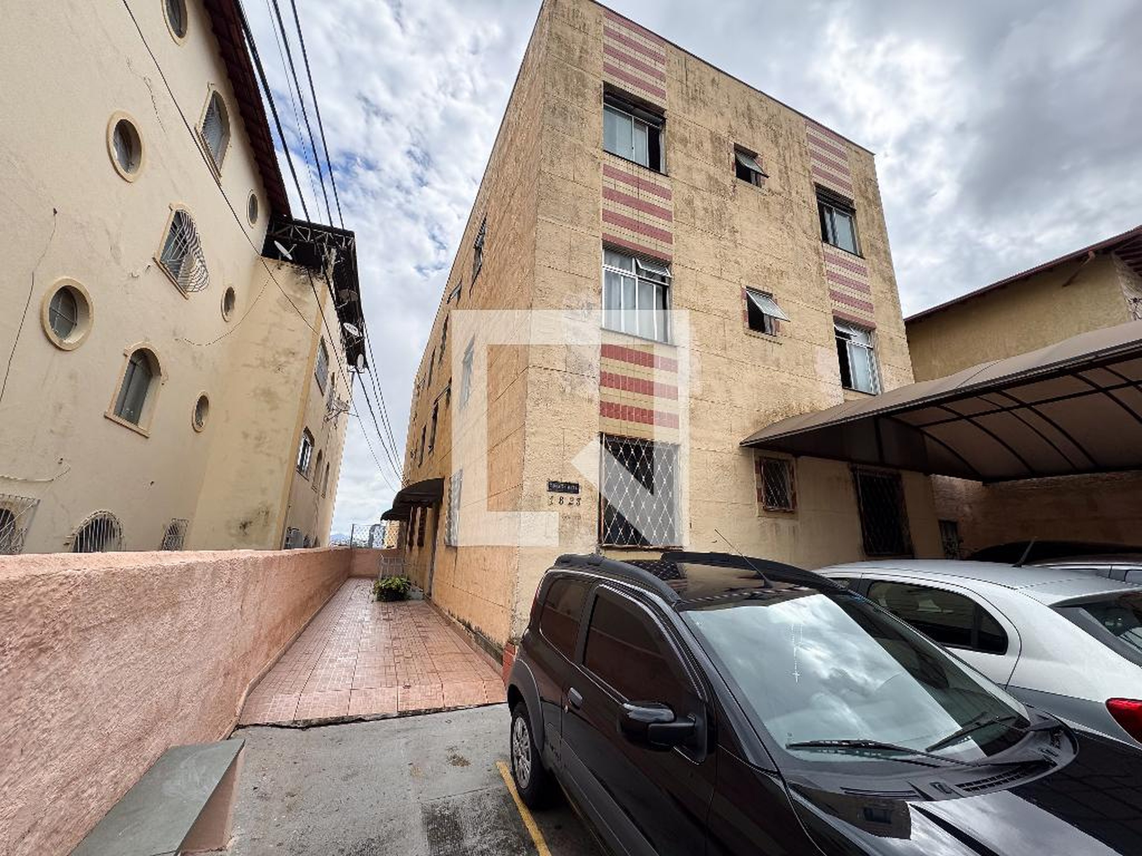 Fachada Condomínio em Rua Buganville, 1823