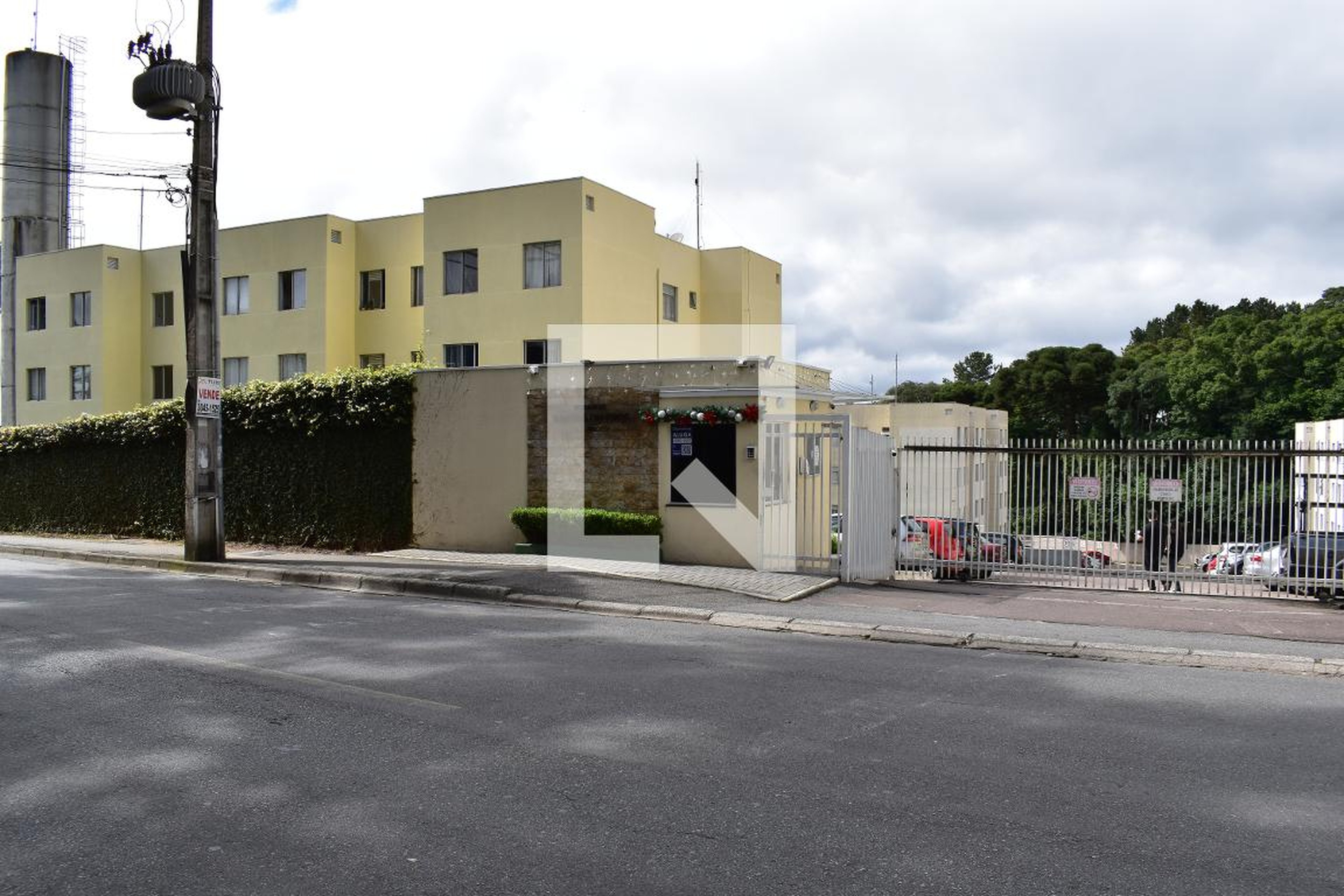 Fachada do condomínio Residencial Ilha dos Pinheiros