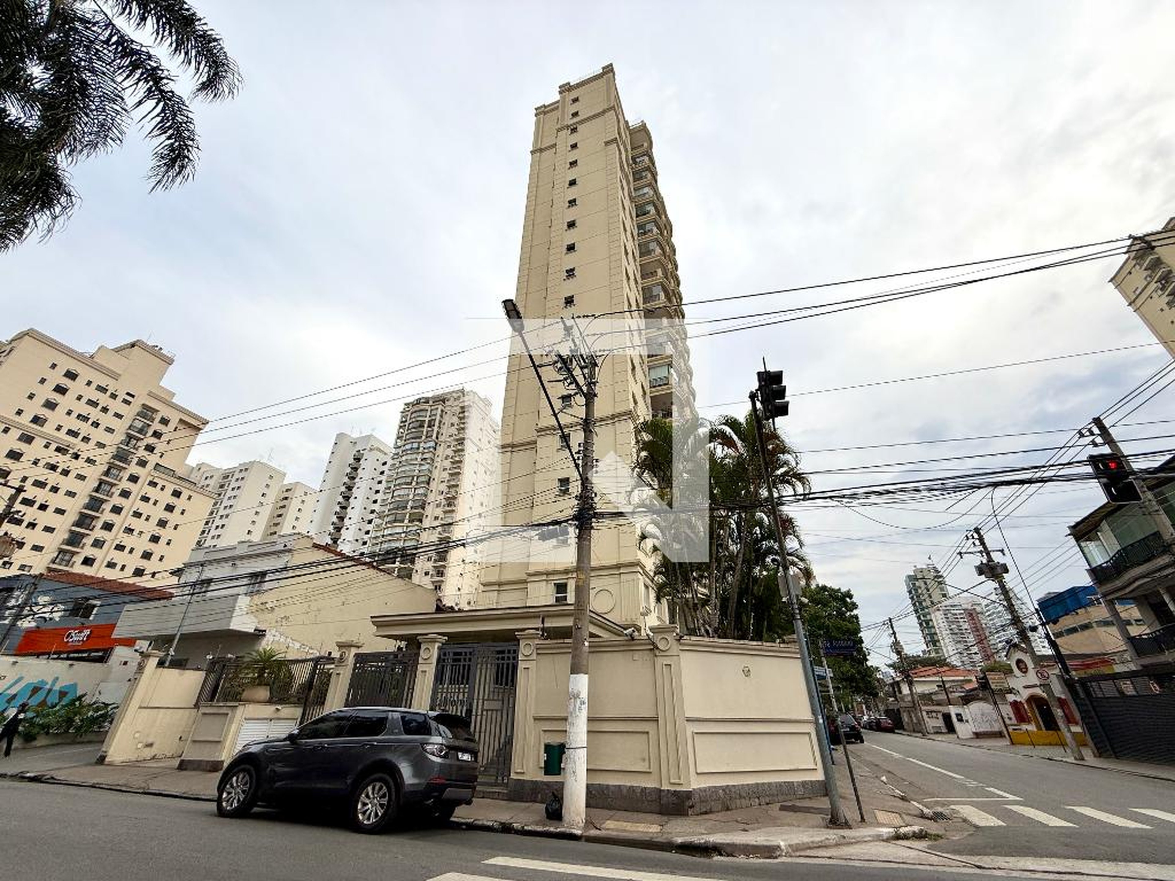 Fachada Edifício Solar Califórnia