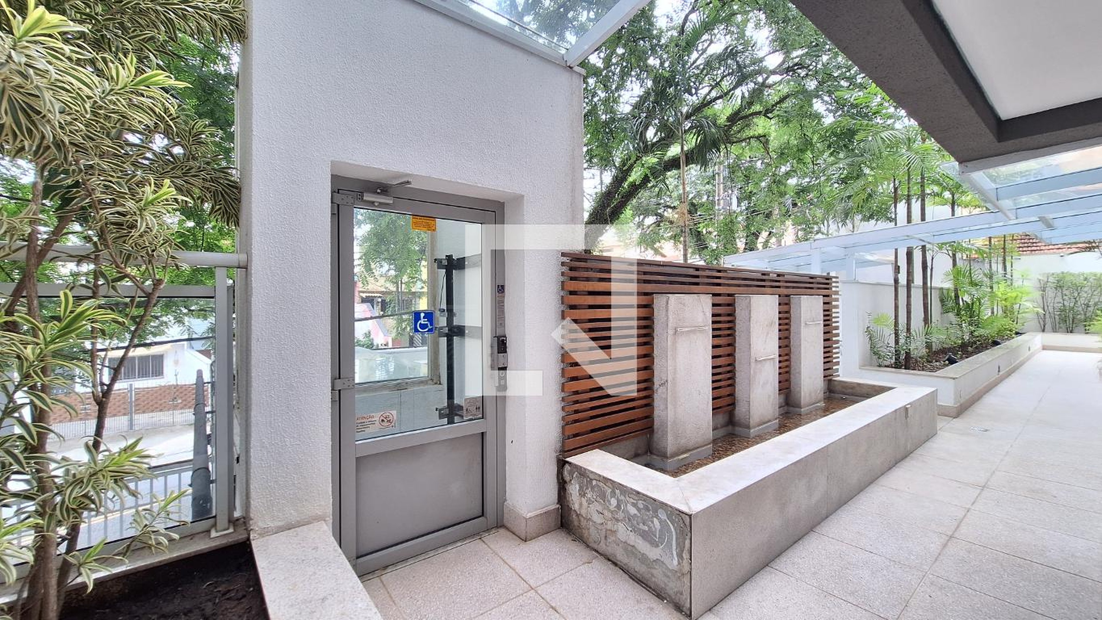 Entrada - Destiny Lapa