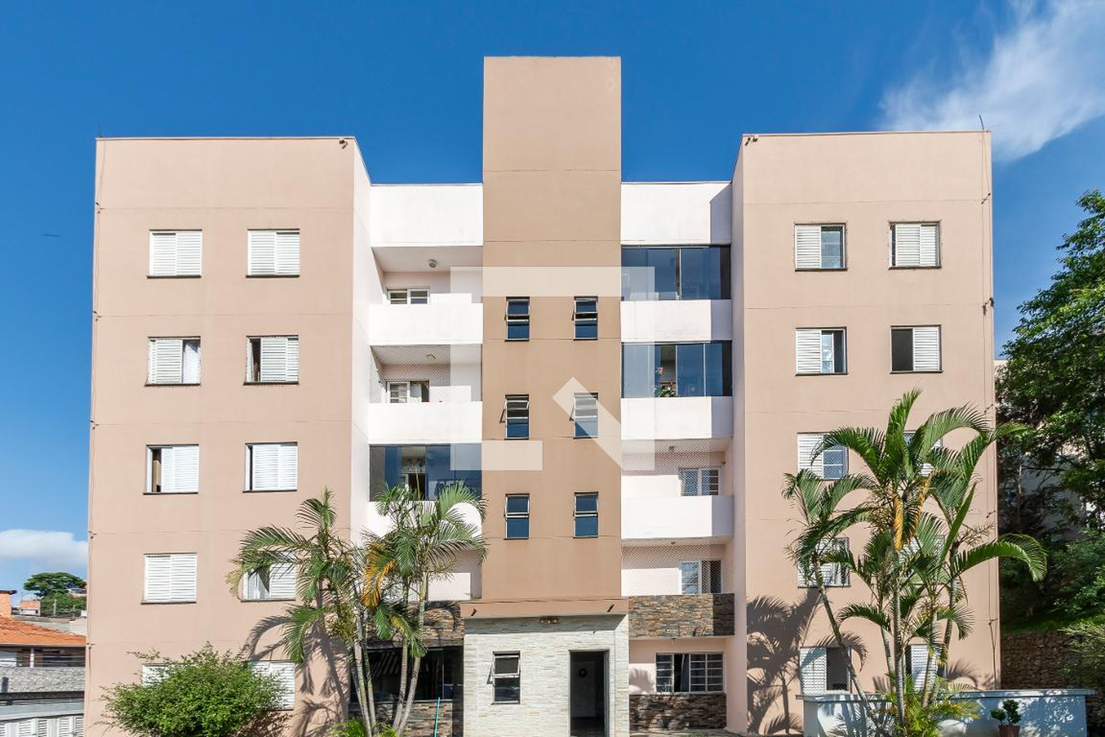 Fachada Condomínio em Rua José Barros Magaldi, 155
