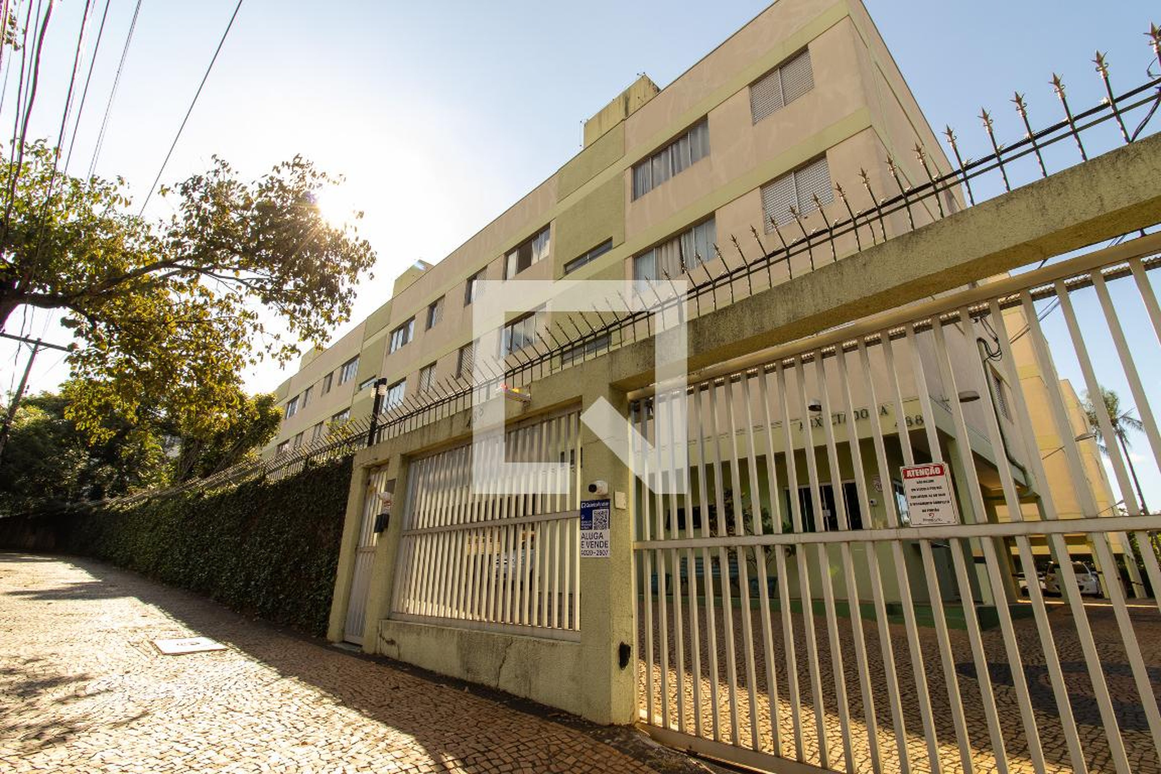 Fachada Condomínio em Avenida Doutor Theodureto de Almeida Camargo, 488