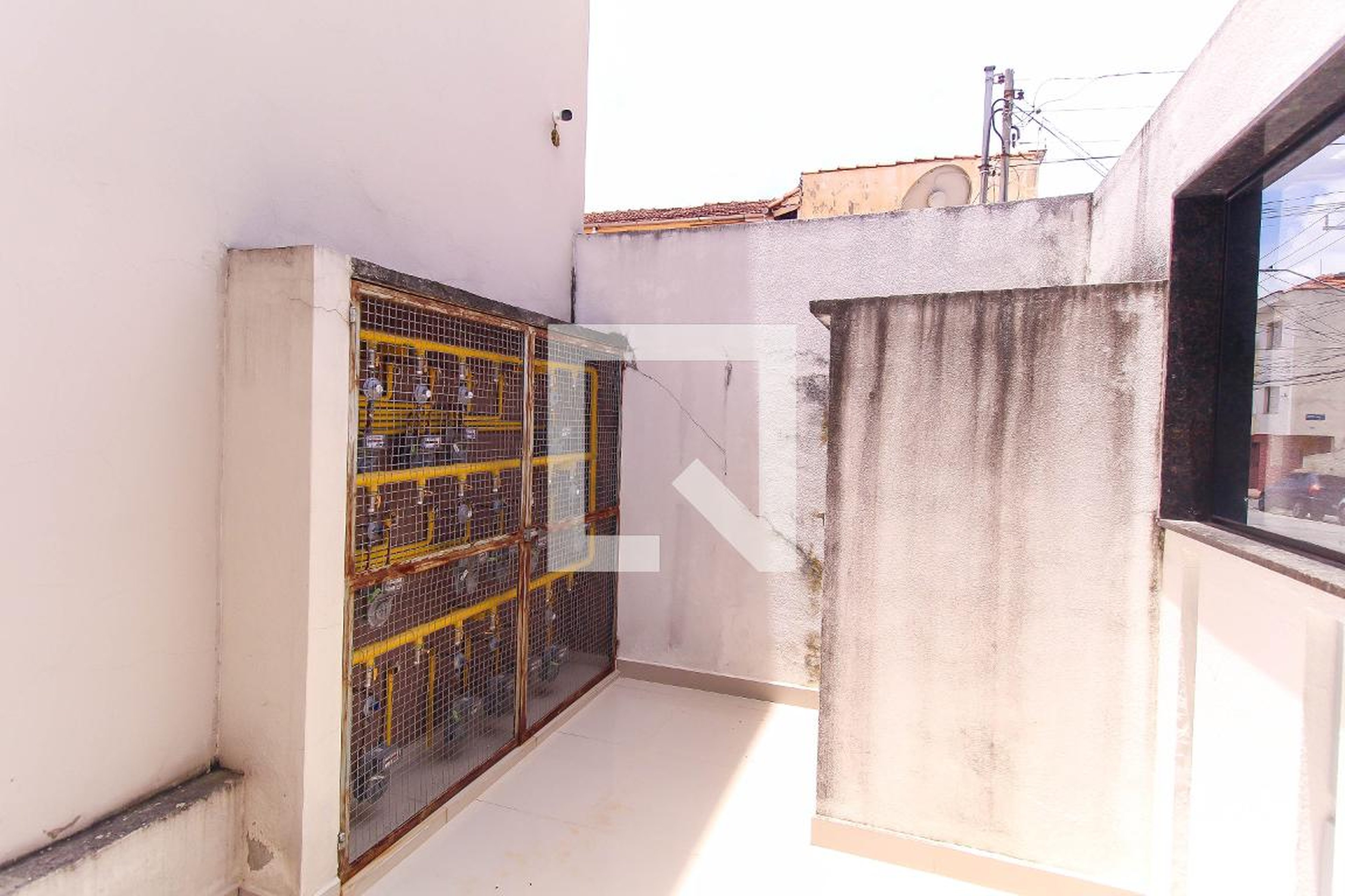 Entrada - Miguel Mota