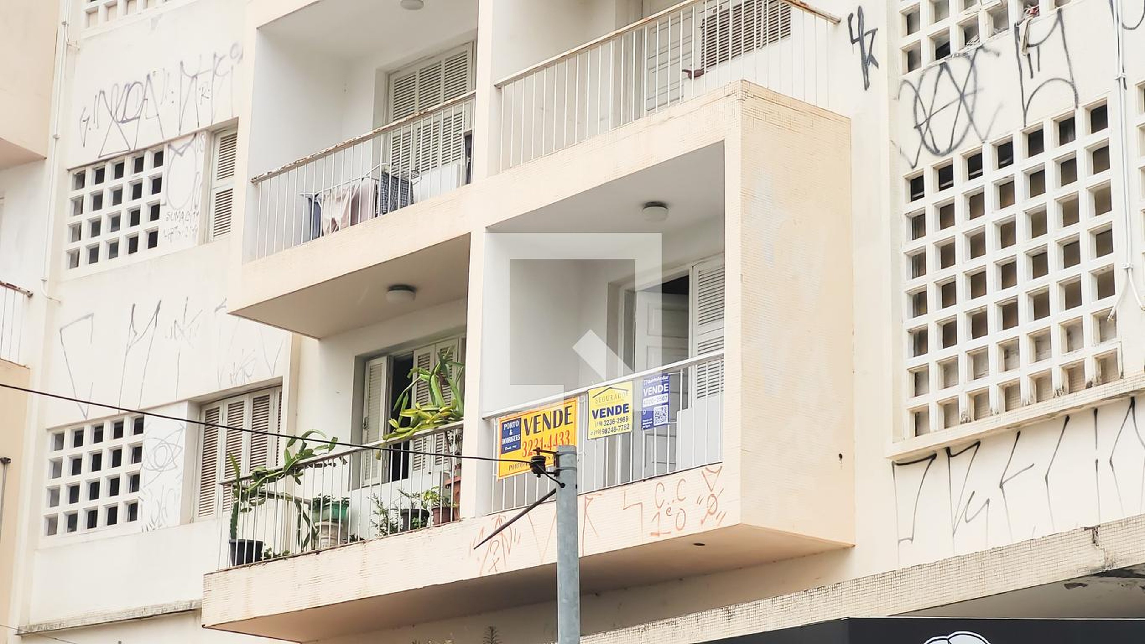 Fachada Condomínio em Rua Barreto Leme, 1258