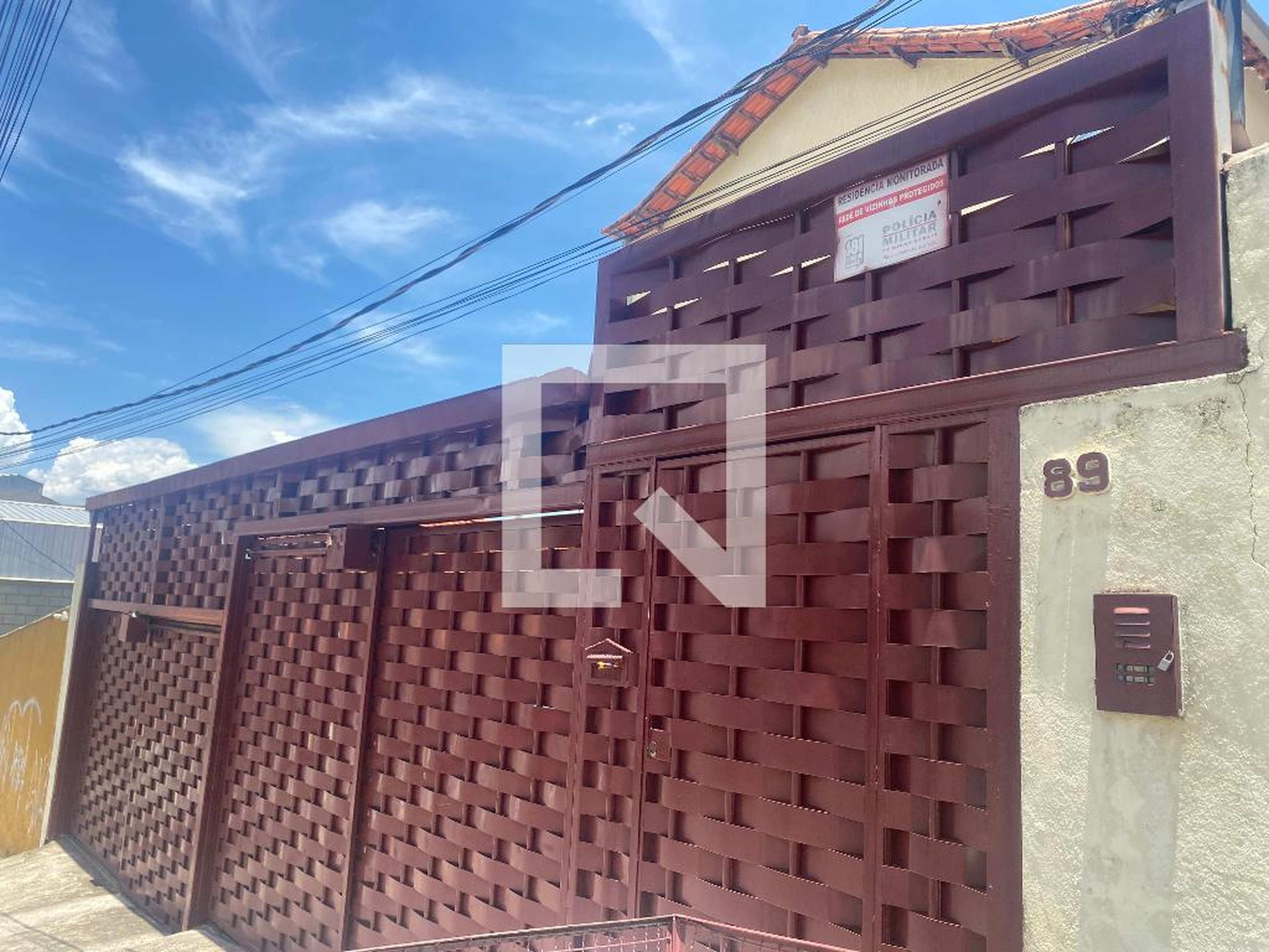 Fachada Condomínio em Rua Manoel Luiz de Abreu, 89