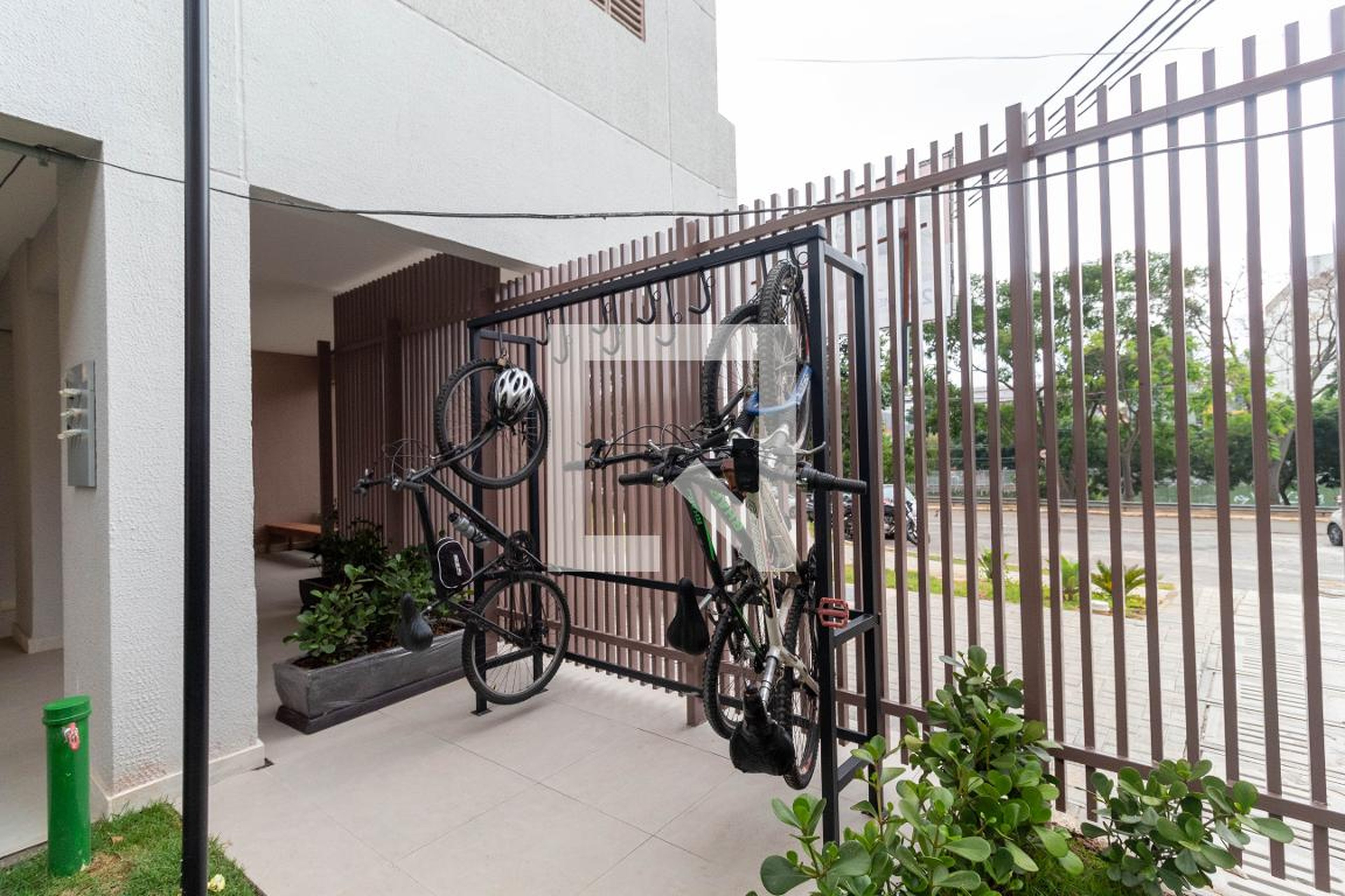 Bicicletário - NeoConx Guilhermina