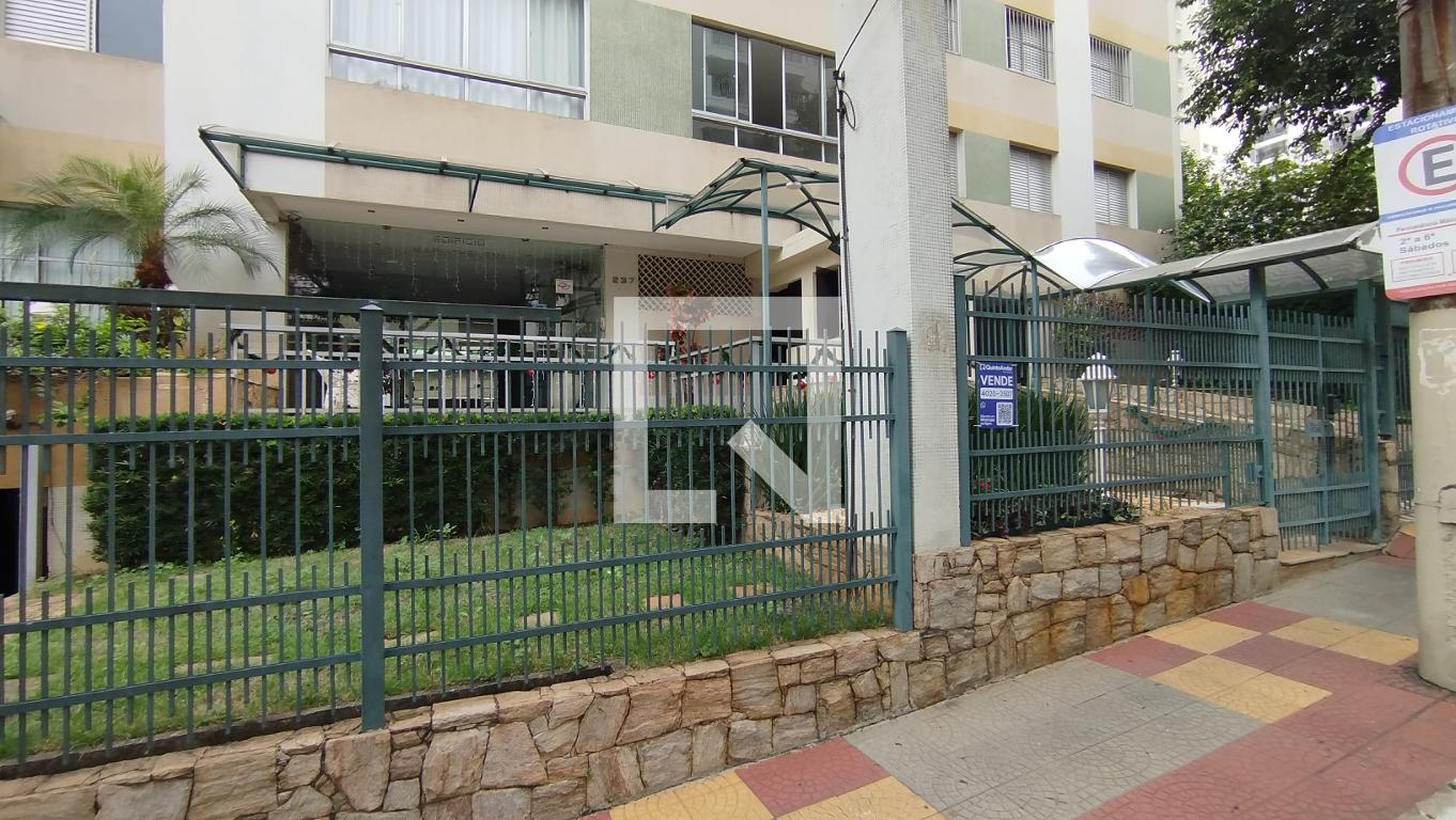 Fachada Condomínio Maria Helena