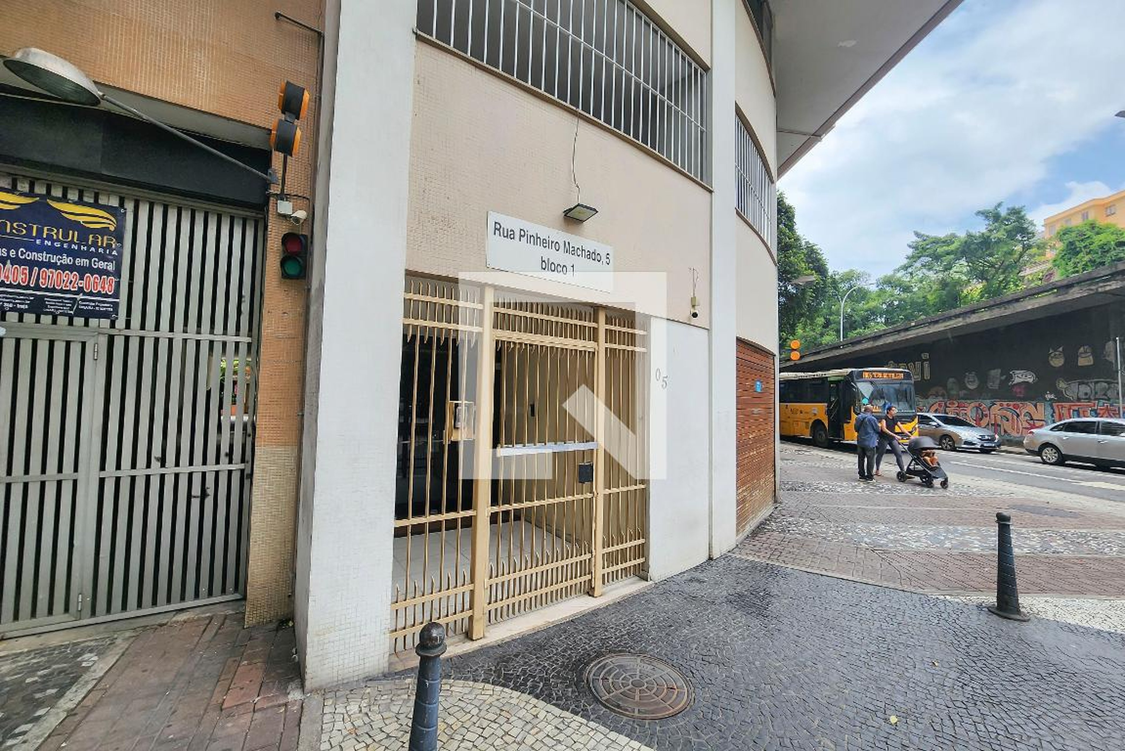 Fachada Edifício Laranjeiras e Pinheiro Machado