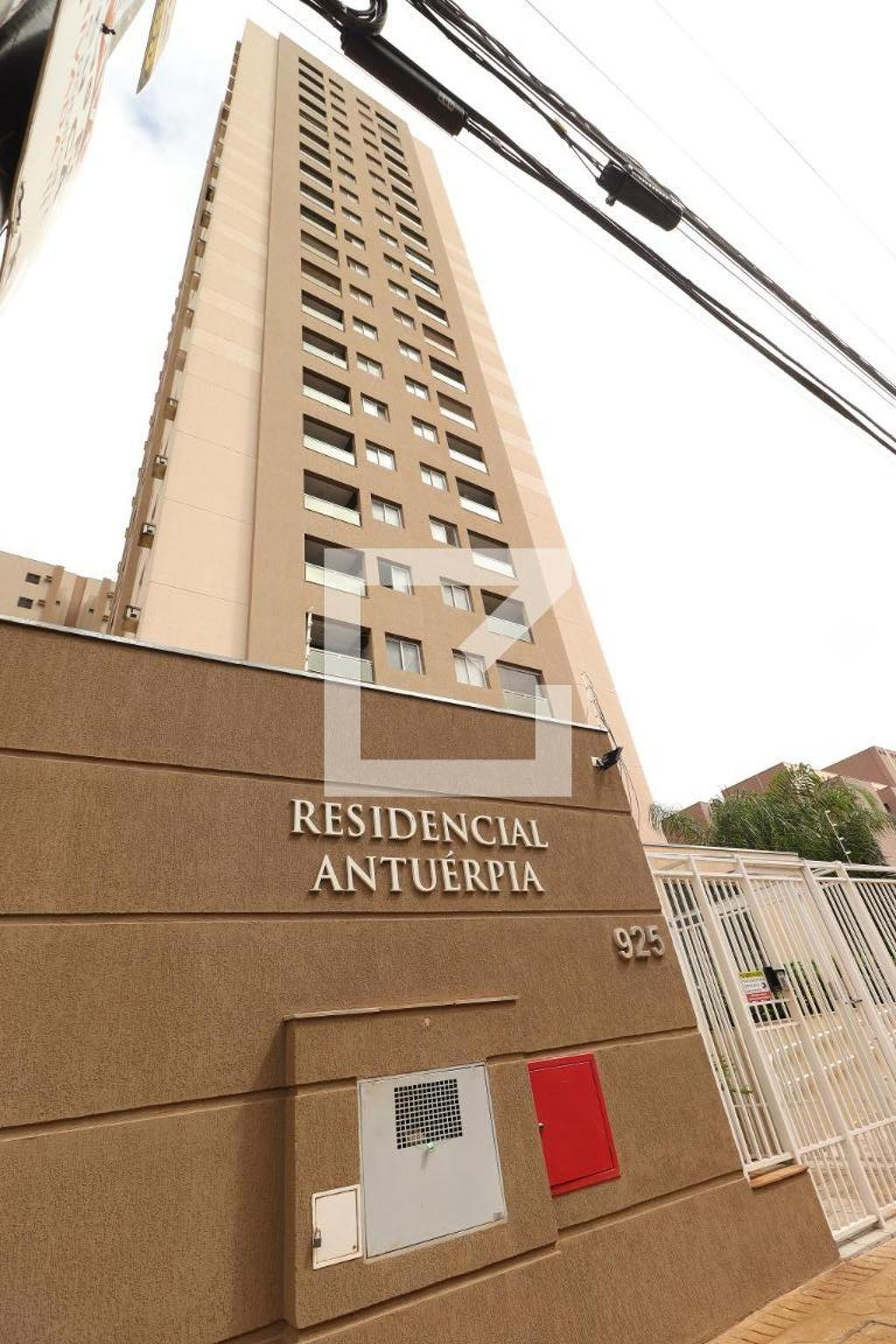 Fachada Condomínio Antuérpia