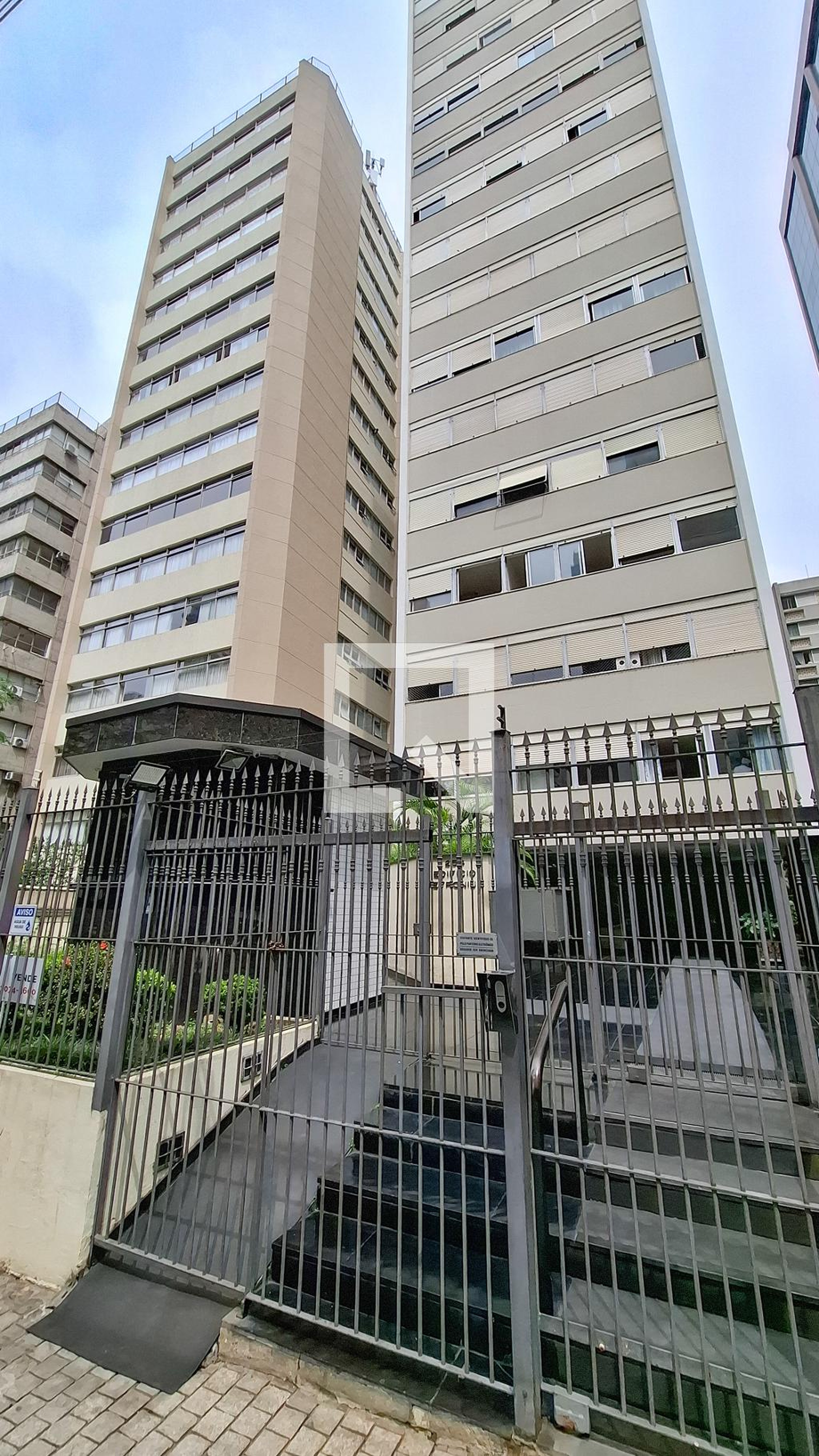 Fachada do Prédio Condomínio Petronius