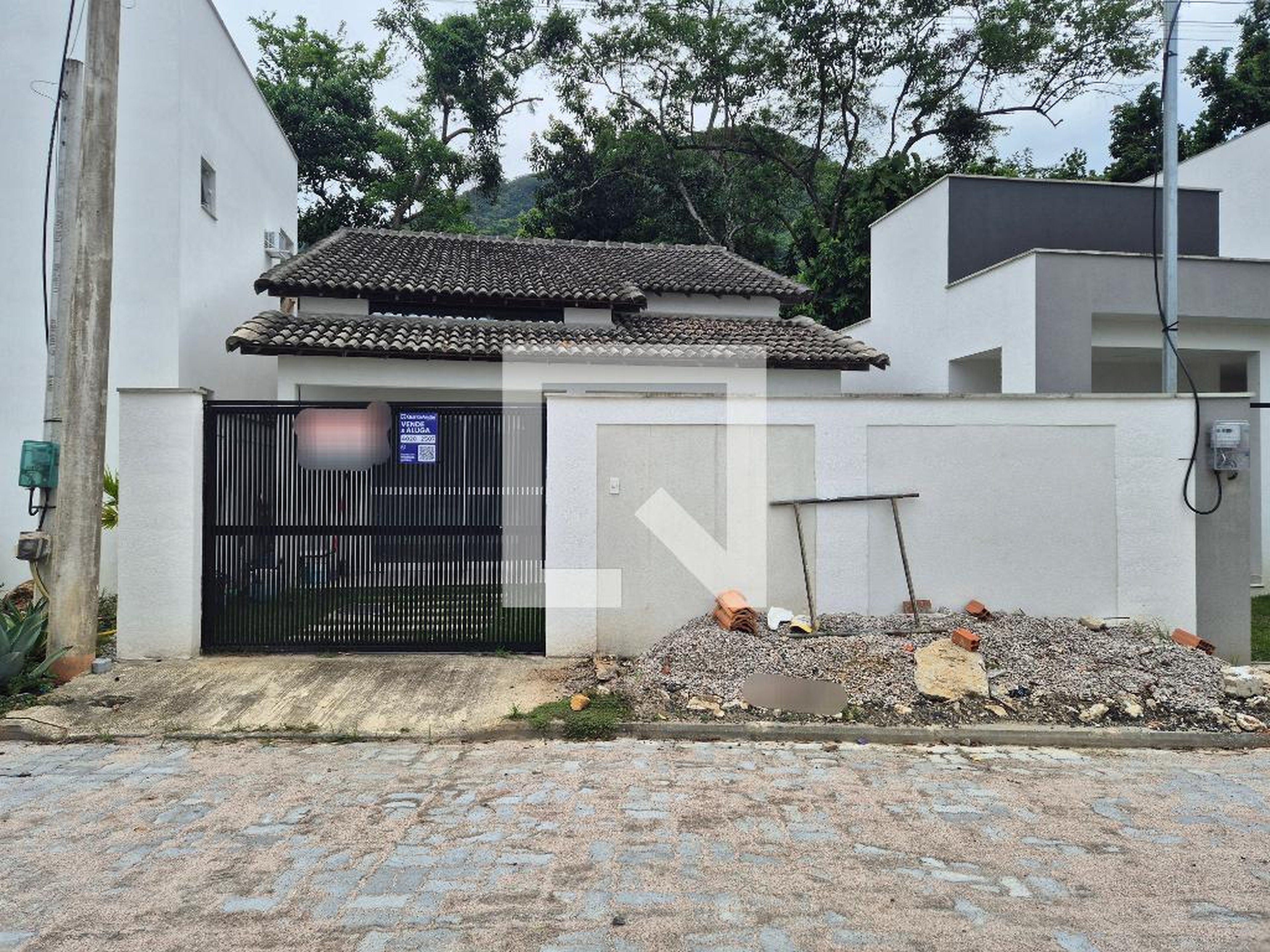 Fachada Condomínio em Estrada Cabungui, 773