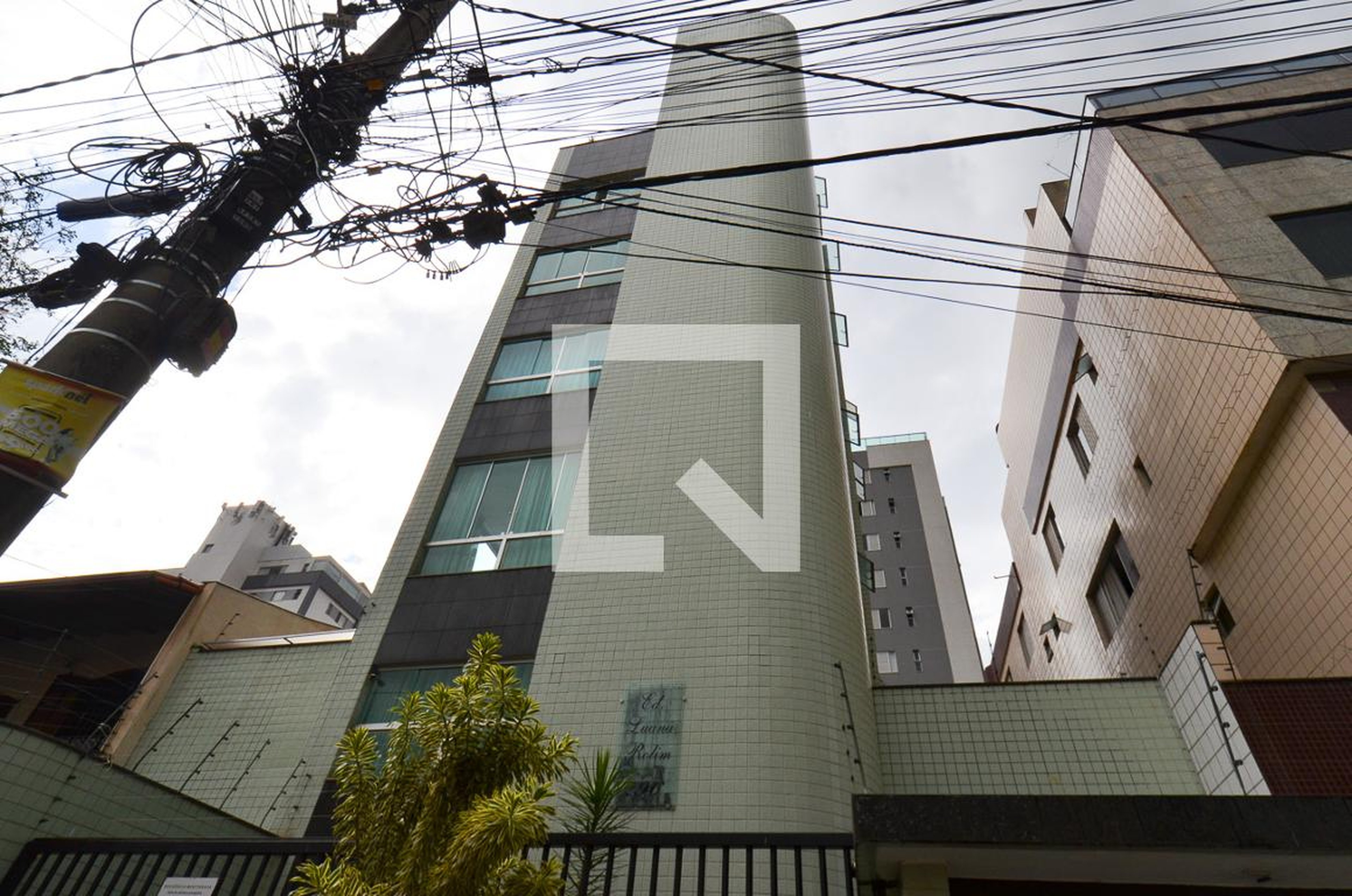 Fachada Condomínio em Rua Professor Patrocínio Filho, 296