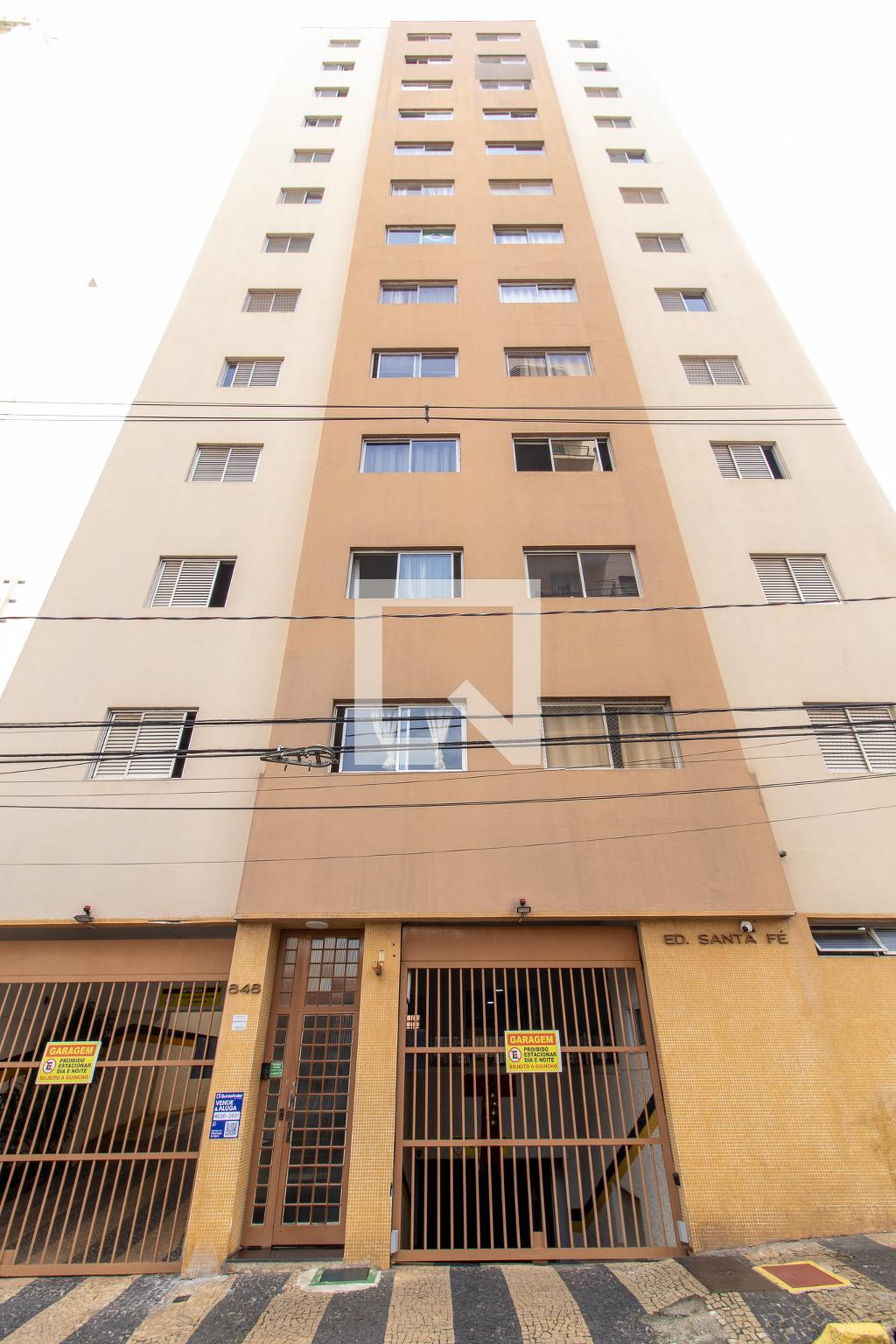 Fachada Condomínio em Rua Padre Vieira, 848