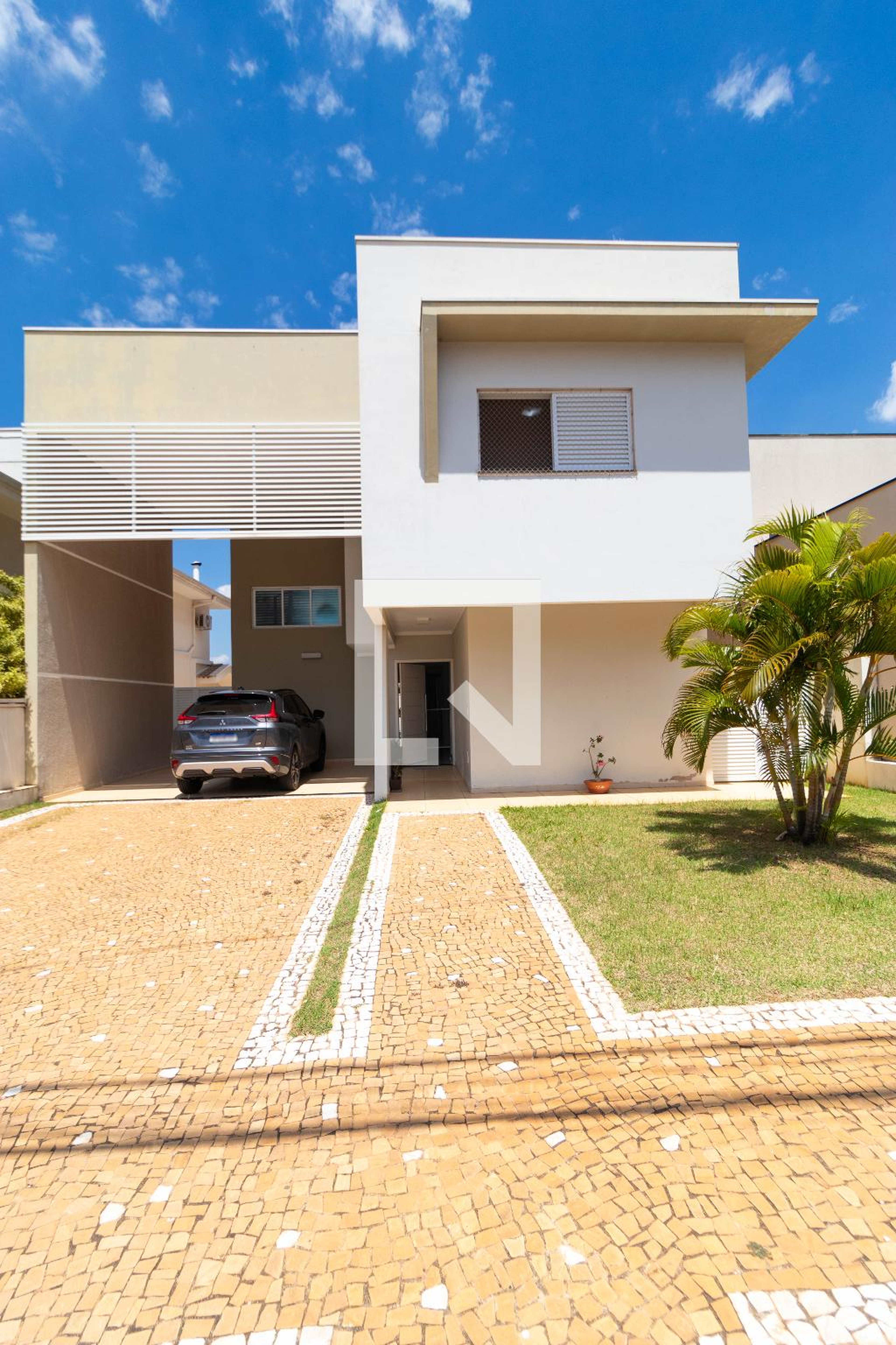 Fachada Condomínio em Avenida Dermival Bernardes Siqueira, 18