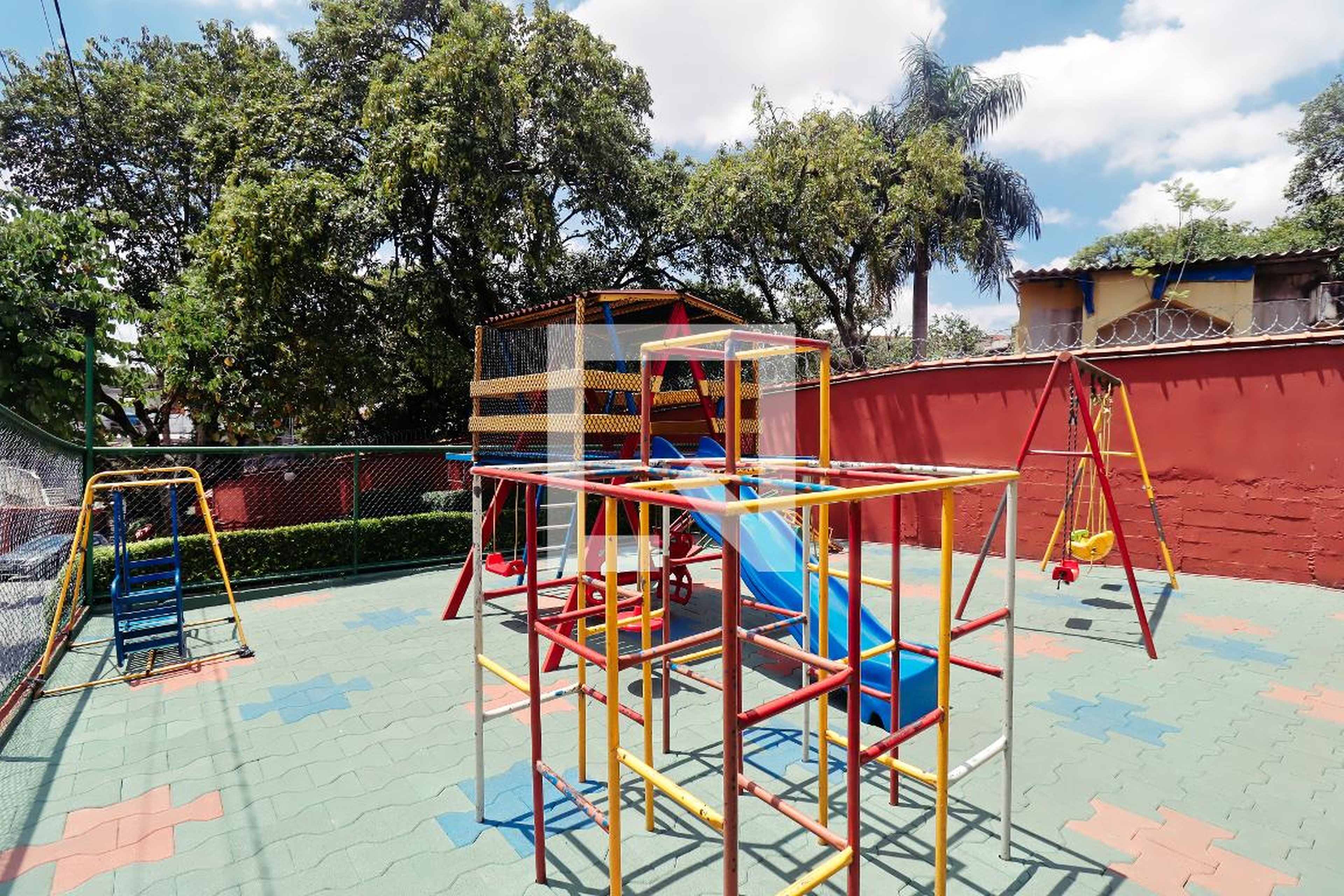 Playground - Jardim Tropical