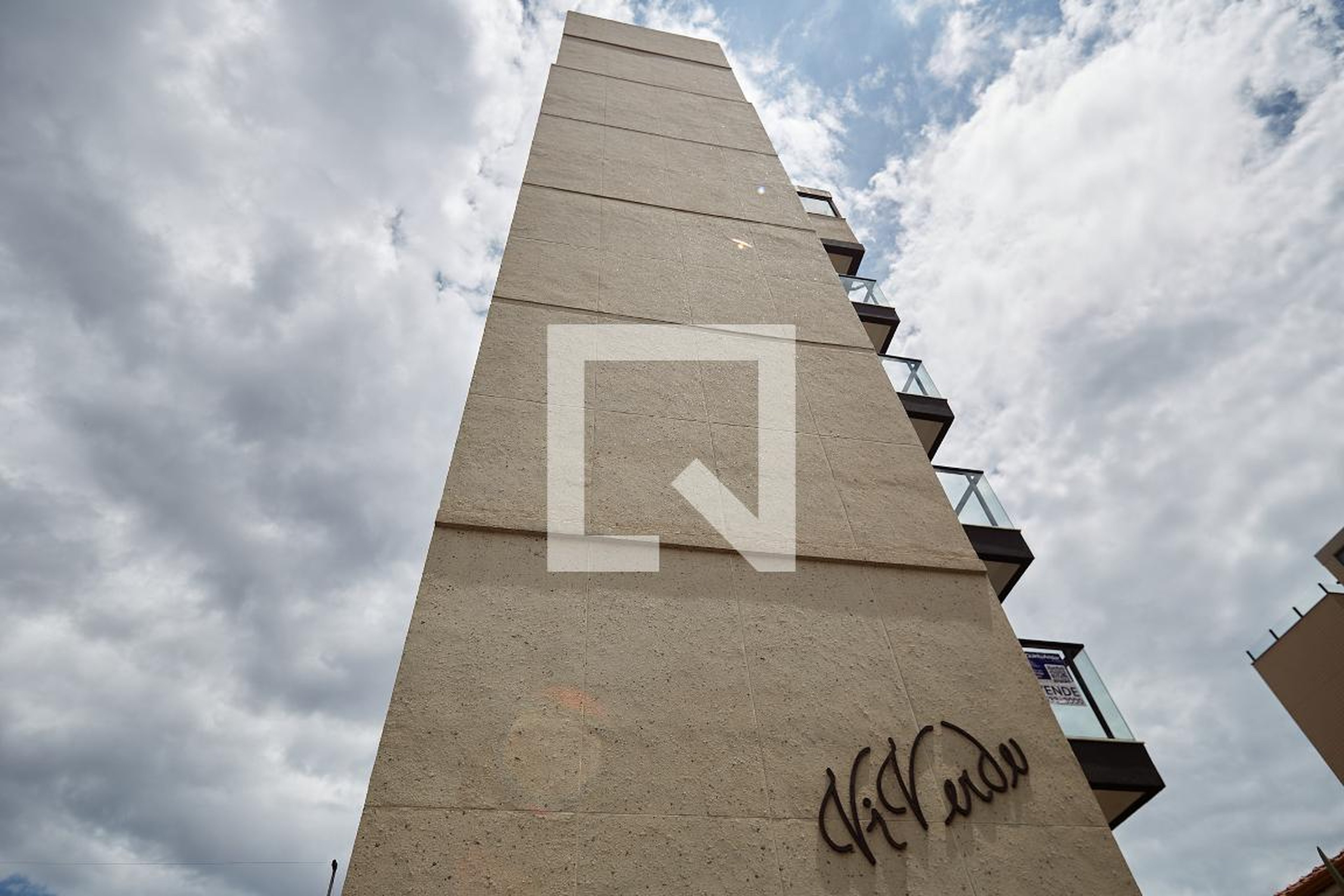 Fachada Condomínio em Rua Guaranésia, 190