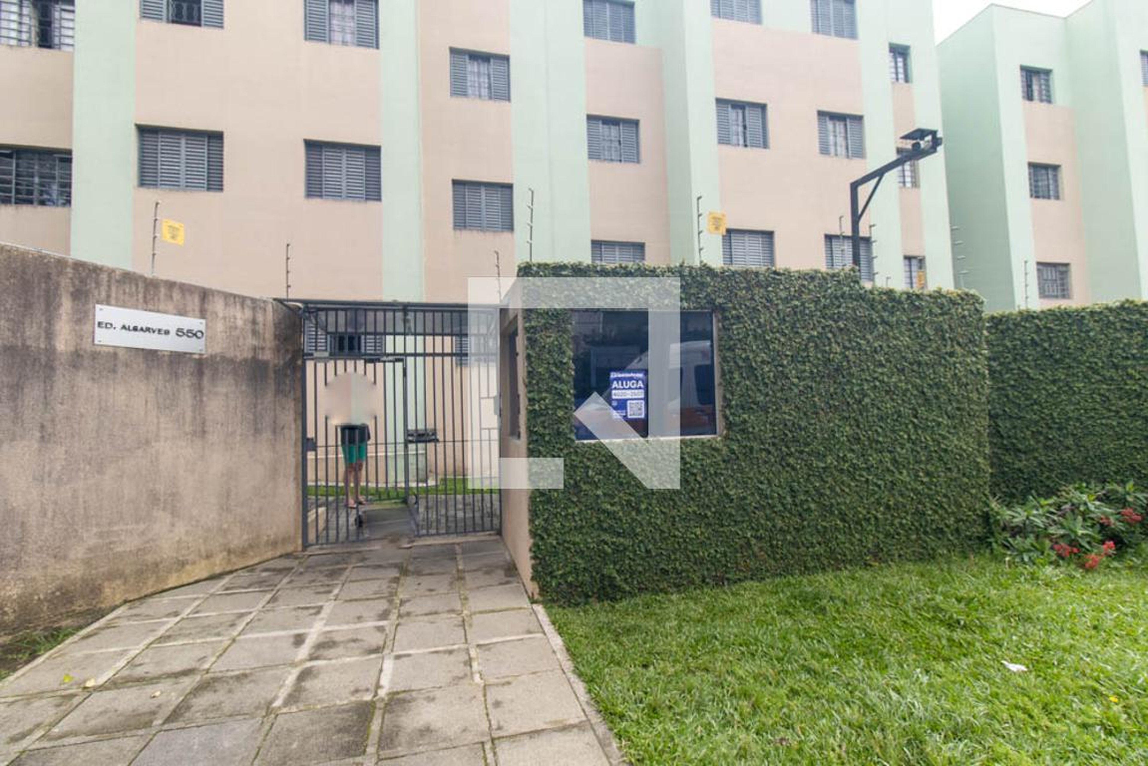 Fachada do Prédio Edifício Algarves