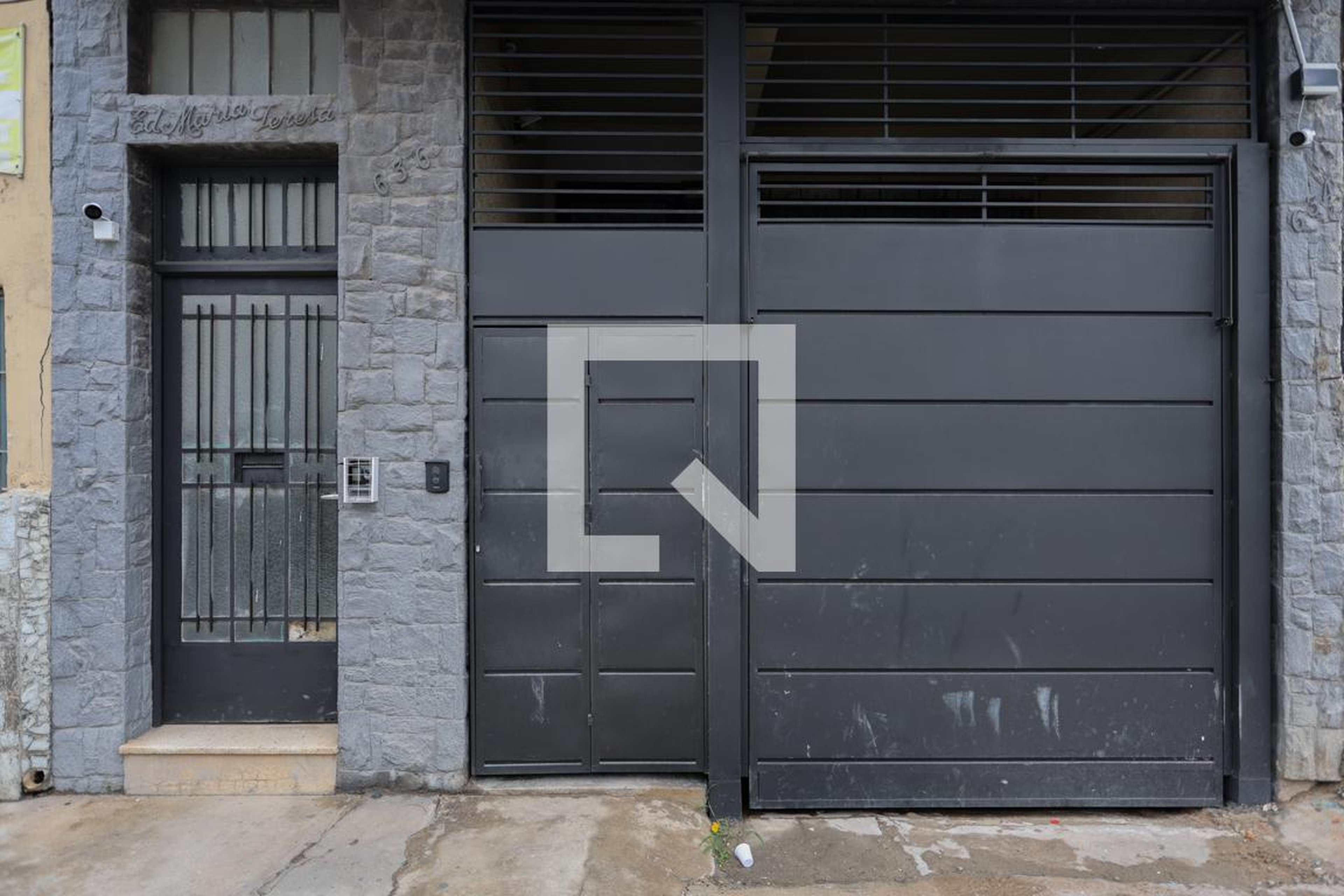 Fachada do condomínio Condomínio em Rua Doutor Olavo Egídio, 636