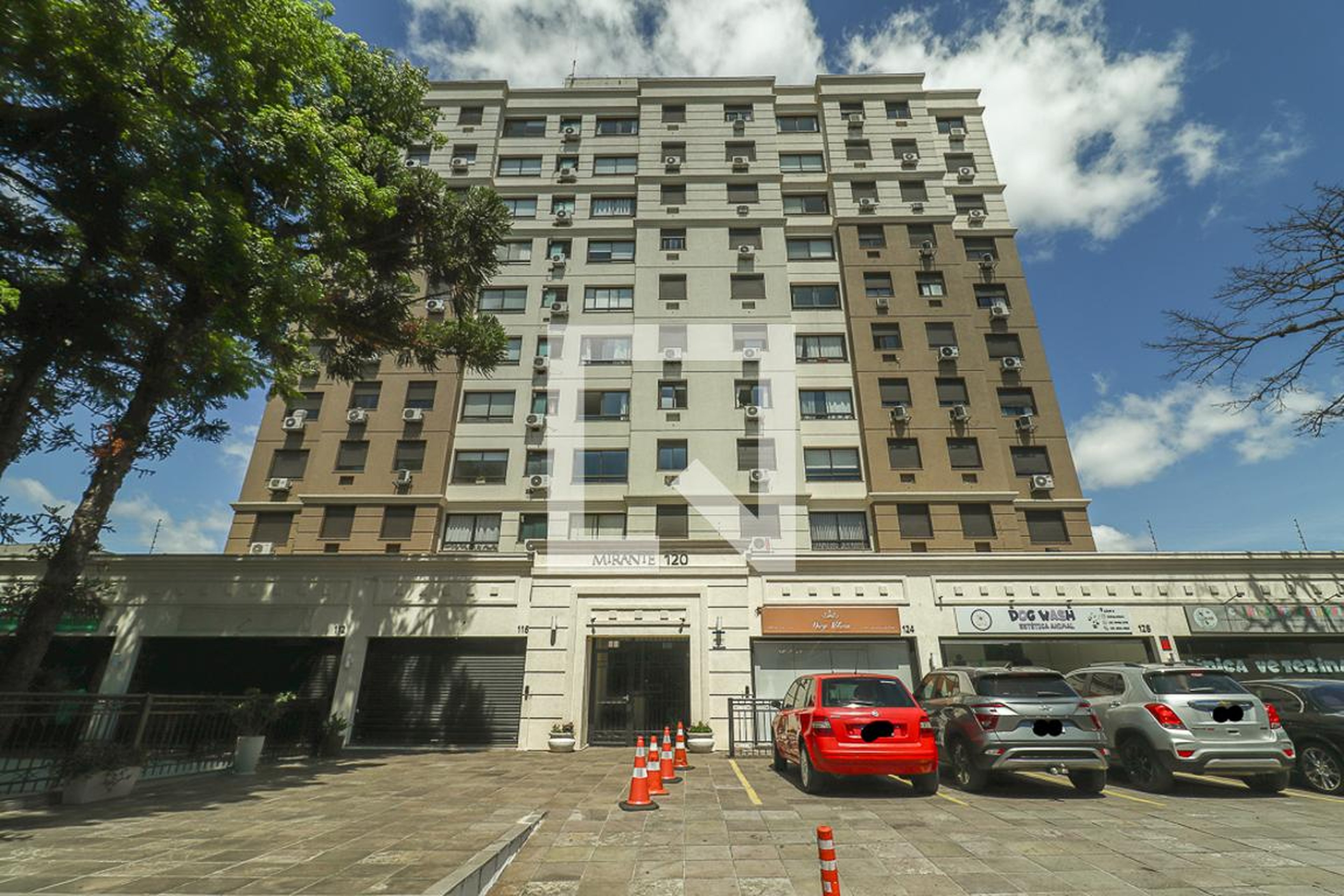 Fachada Condomínio Porto Brito