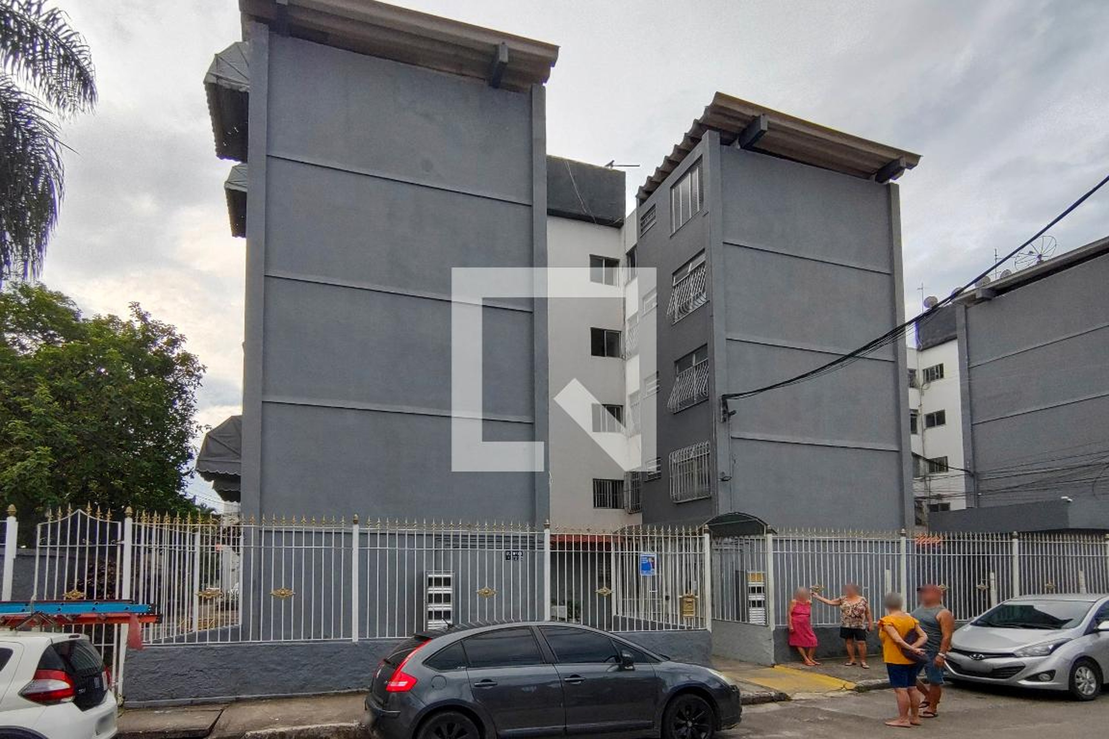 Fachada do Prédio Condomínio em Rua Professora Adélia Martins, 125