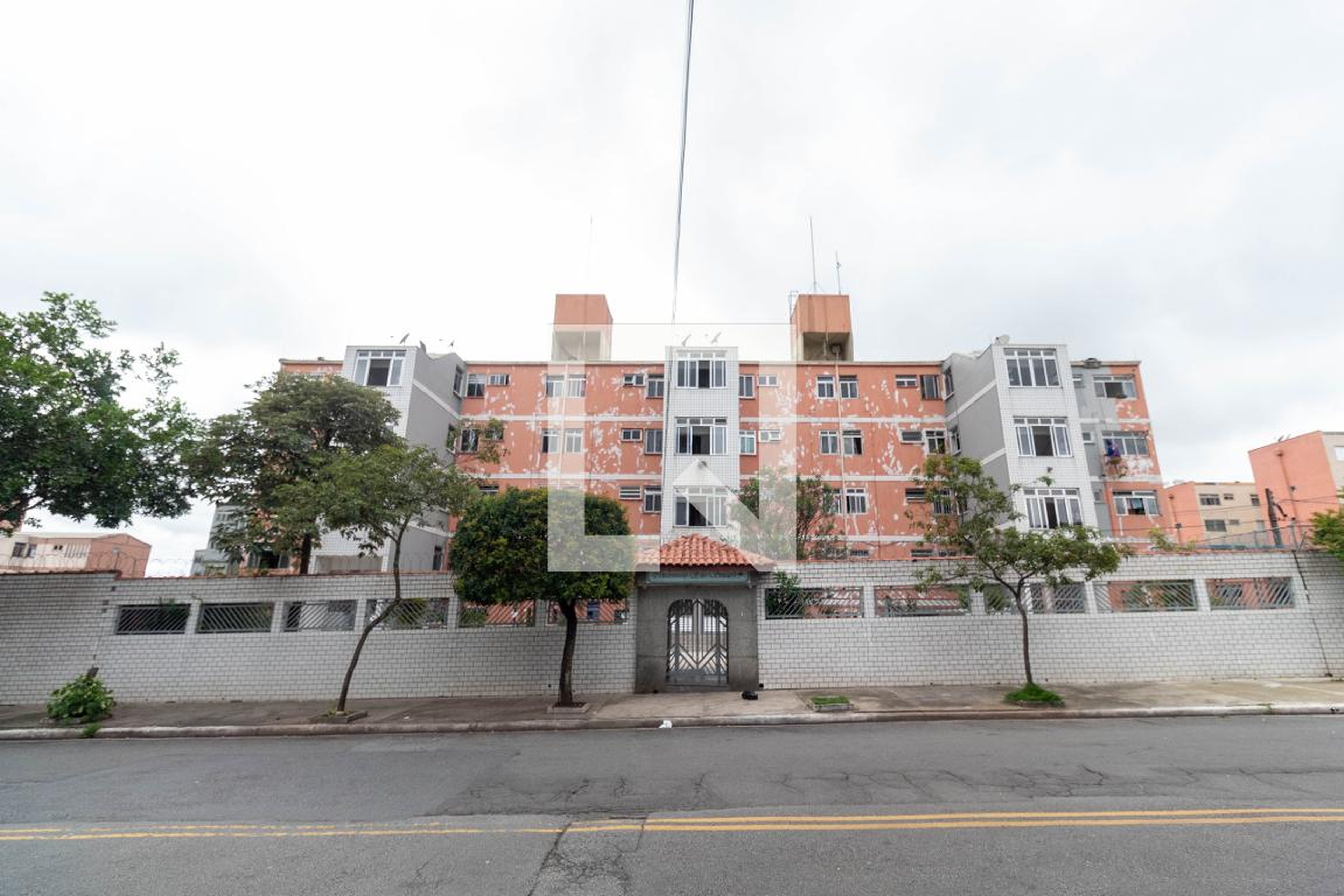 Fachada do Prédio Condomínio em Avenida Padre Francisco de Toledo, 224