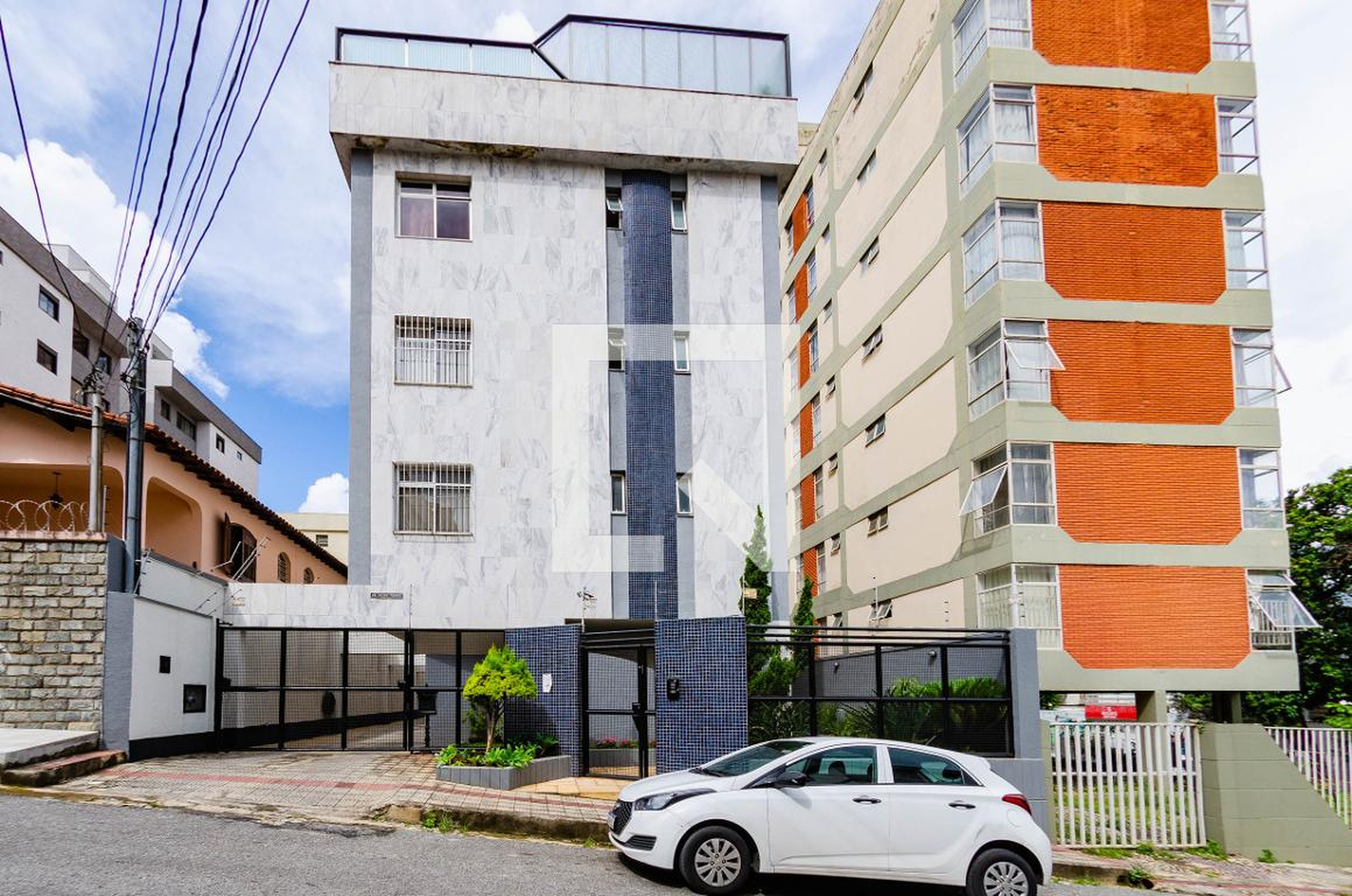 Fachada Condomínio em Rua Padre Rossini Cândido, 260