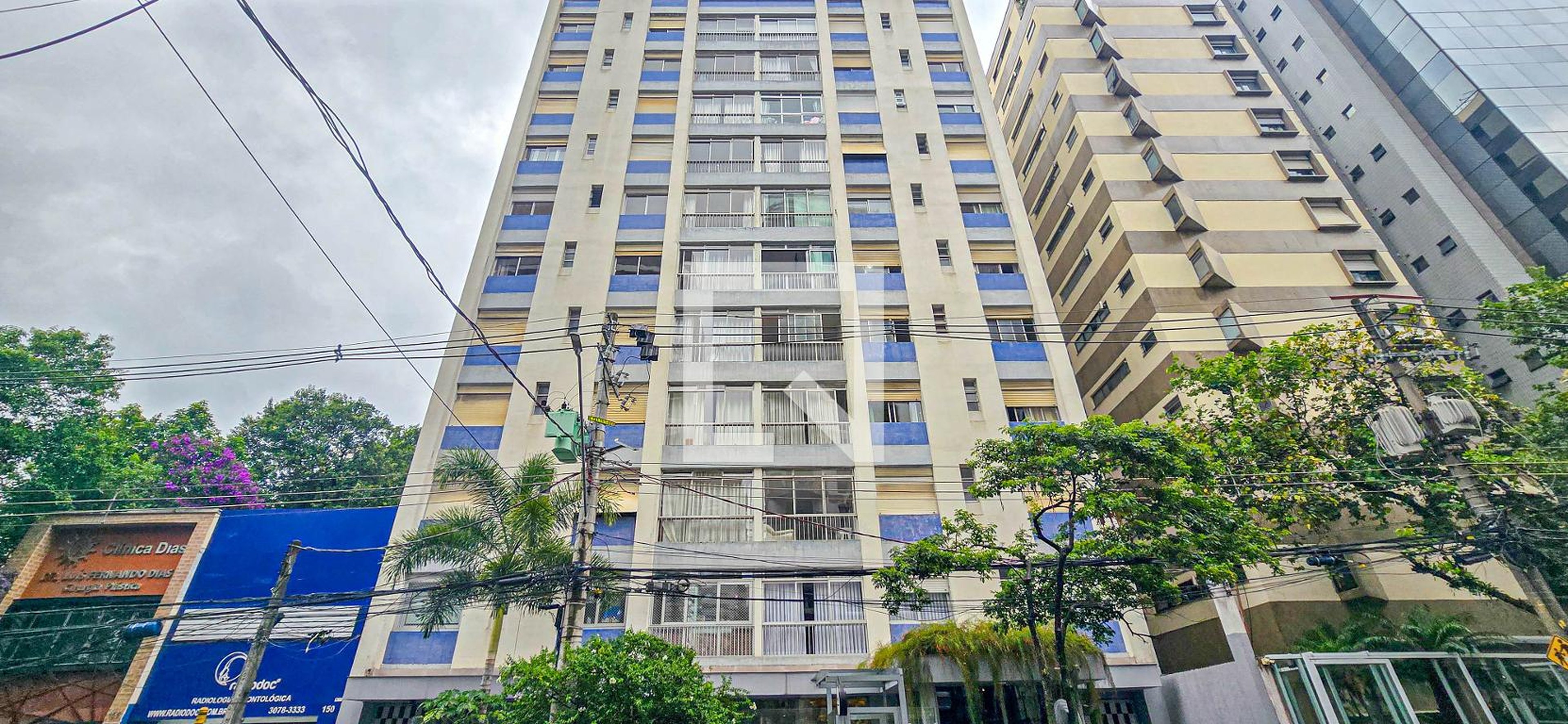 Fachada do Prédio Condomínio Marquês de Rezende