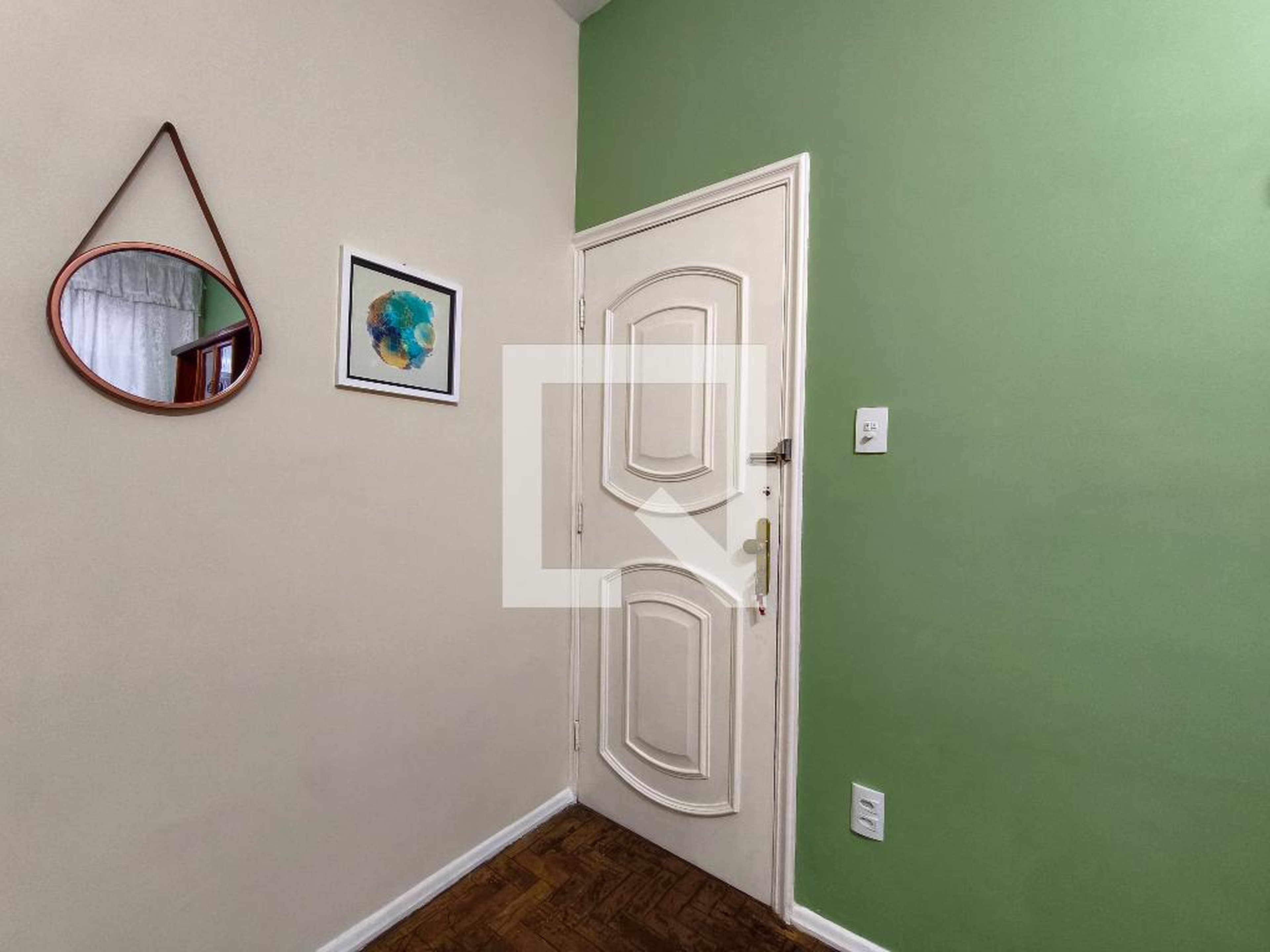 Entrada - Edifício Arco-Iris