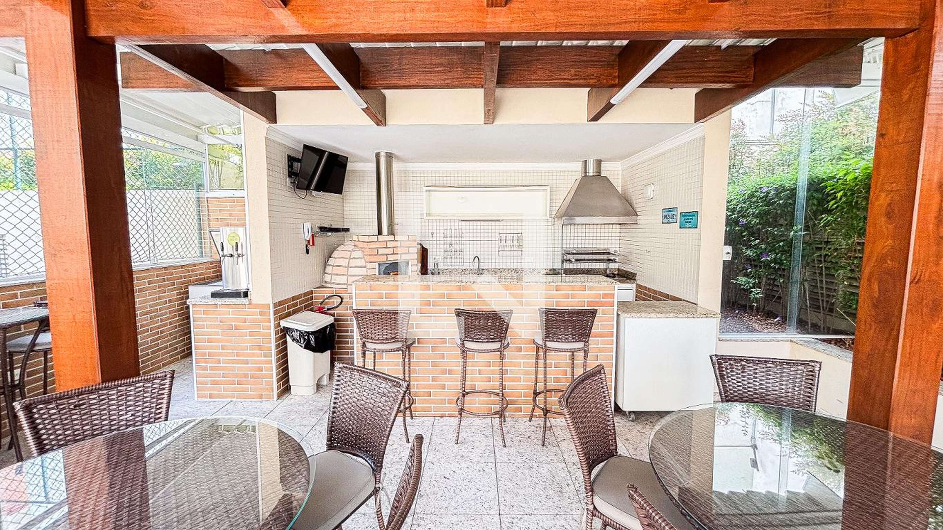 Churrasqueira - Ilha de Siros