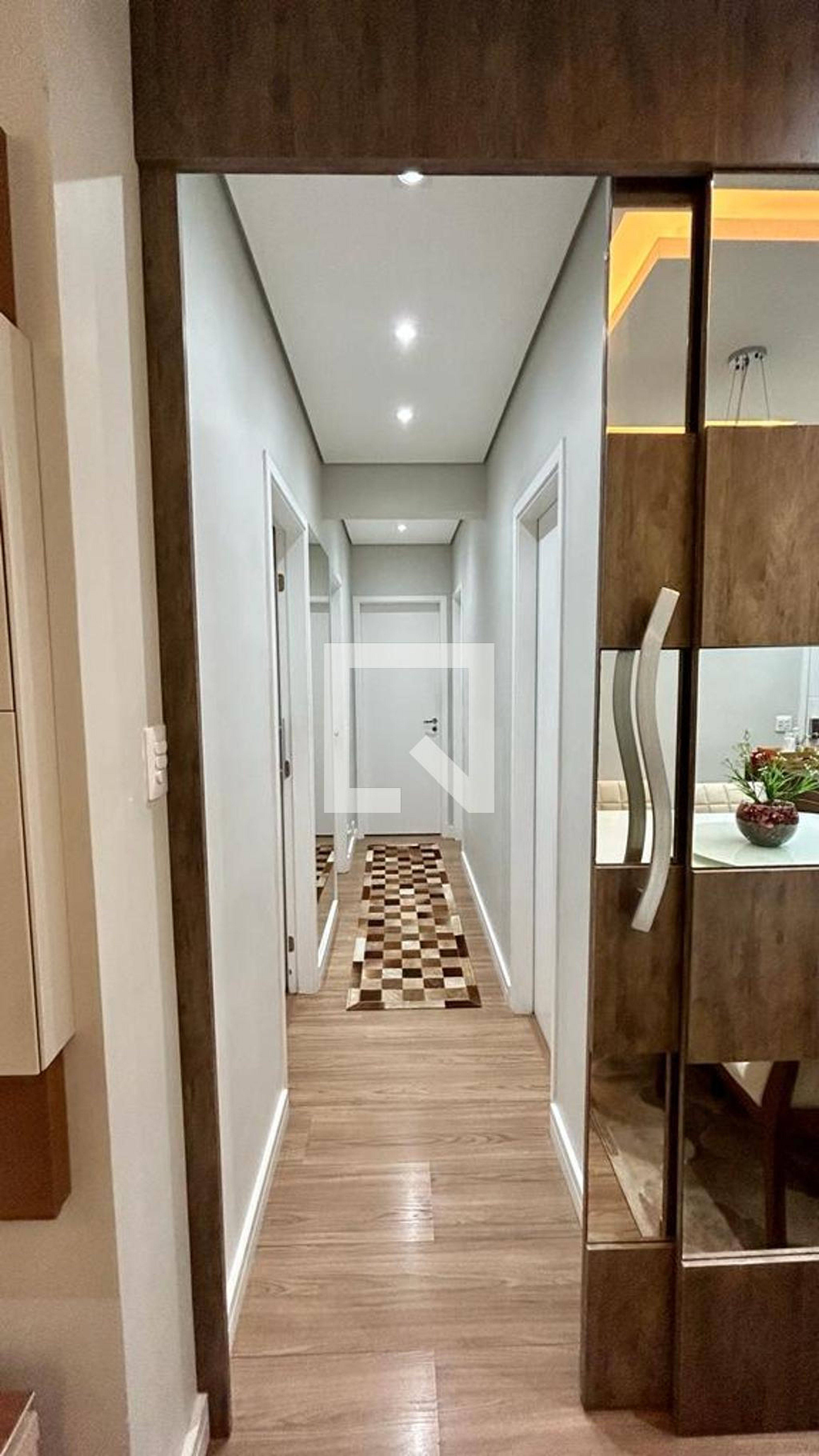 Hall - Helbor Trilogy Home