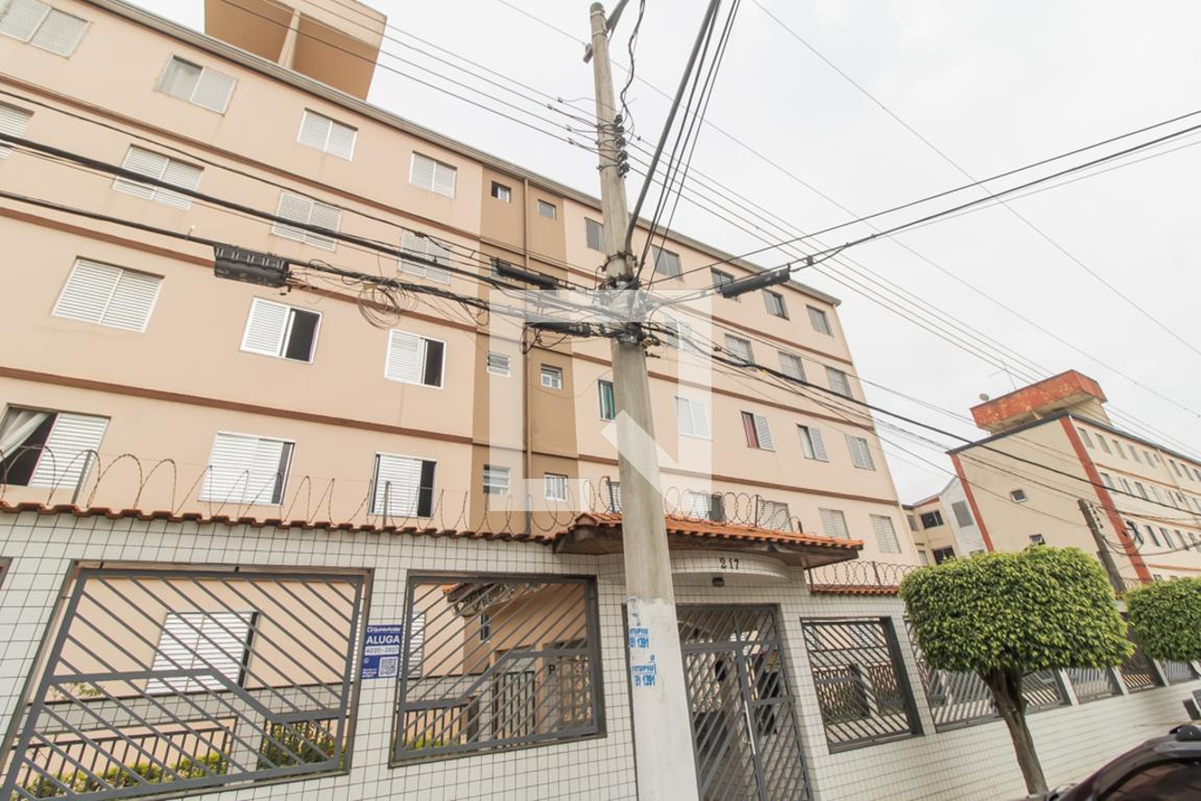 Fachada Condomínio em Rua Irmão Nicolau da Fonseca, 217