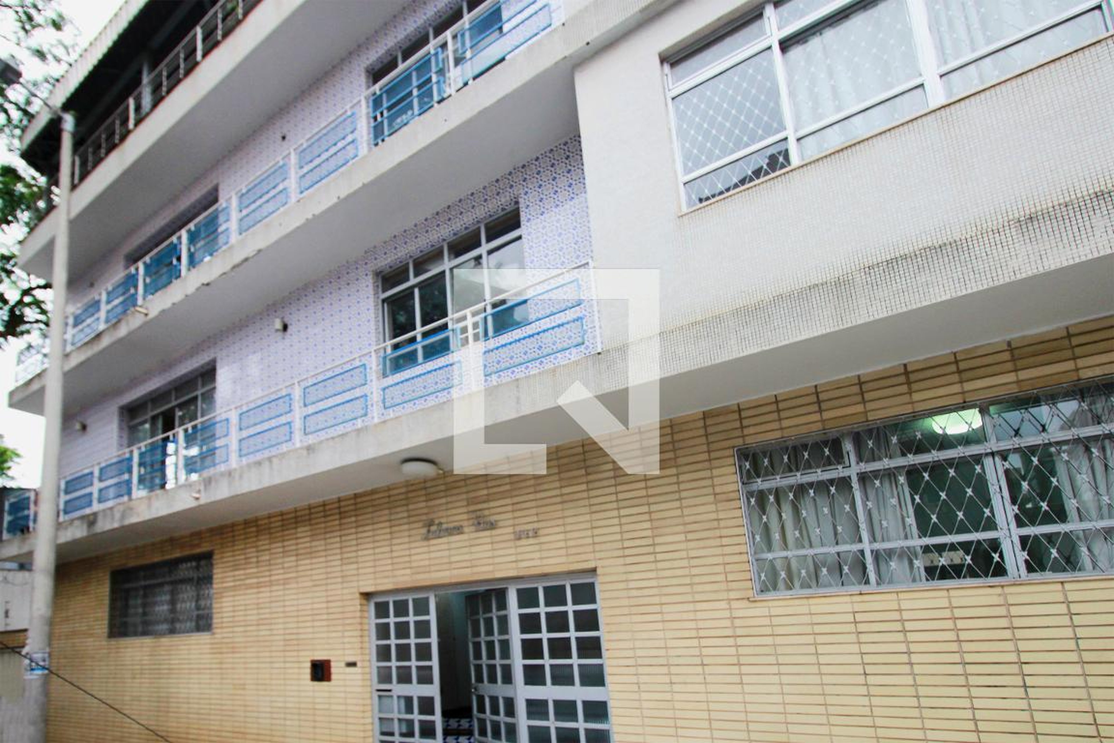 Fachada Condomínio em Rua Padre Rolim, 492