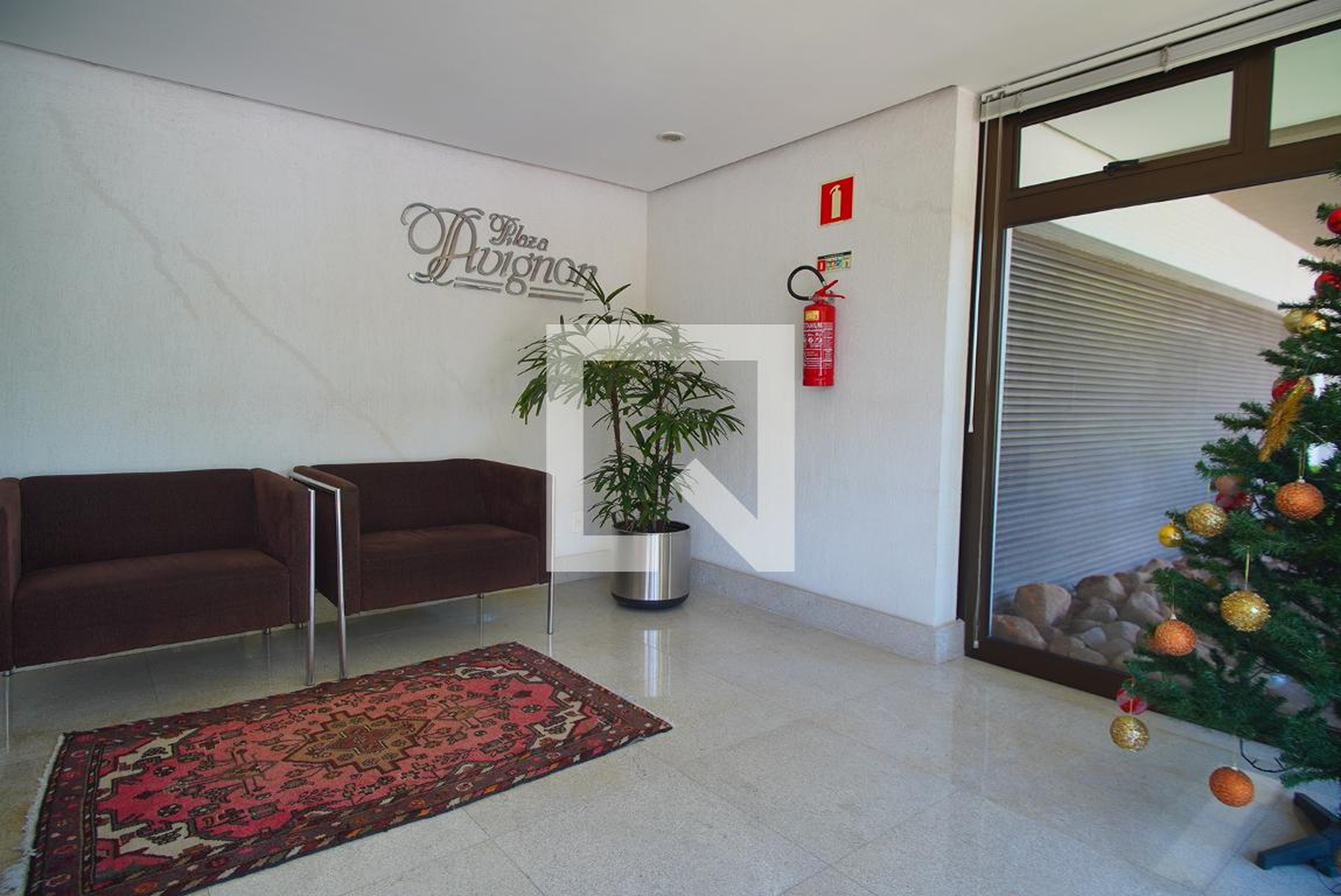 Hall de Entrada - Plaza Avignon