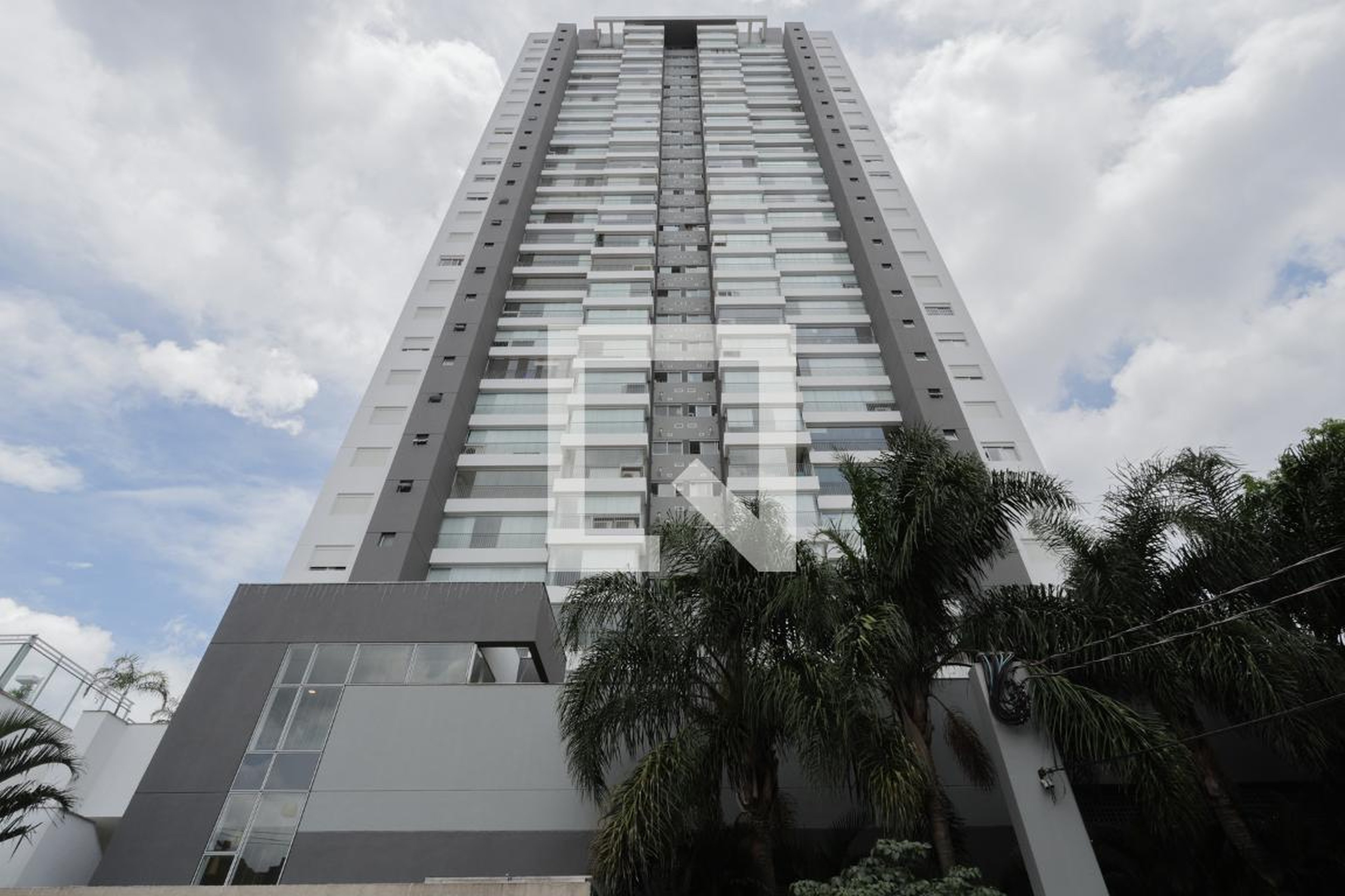 Fachada do prédio Condomínio em Rua Maria Curupaiti, 849