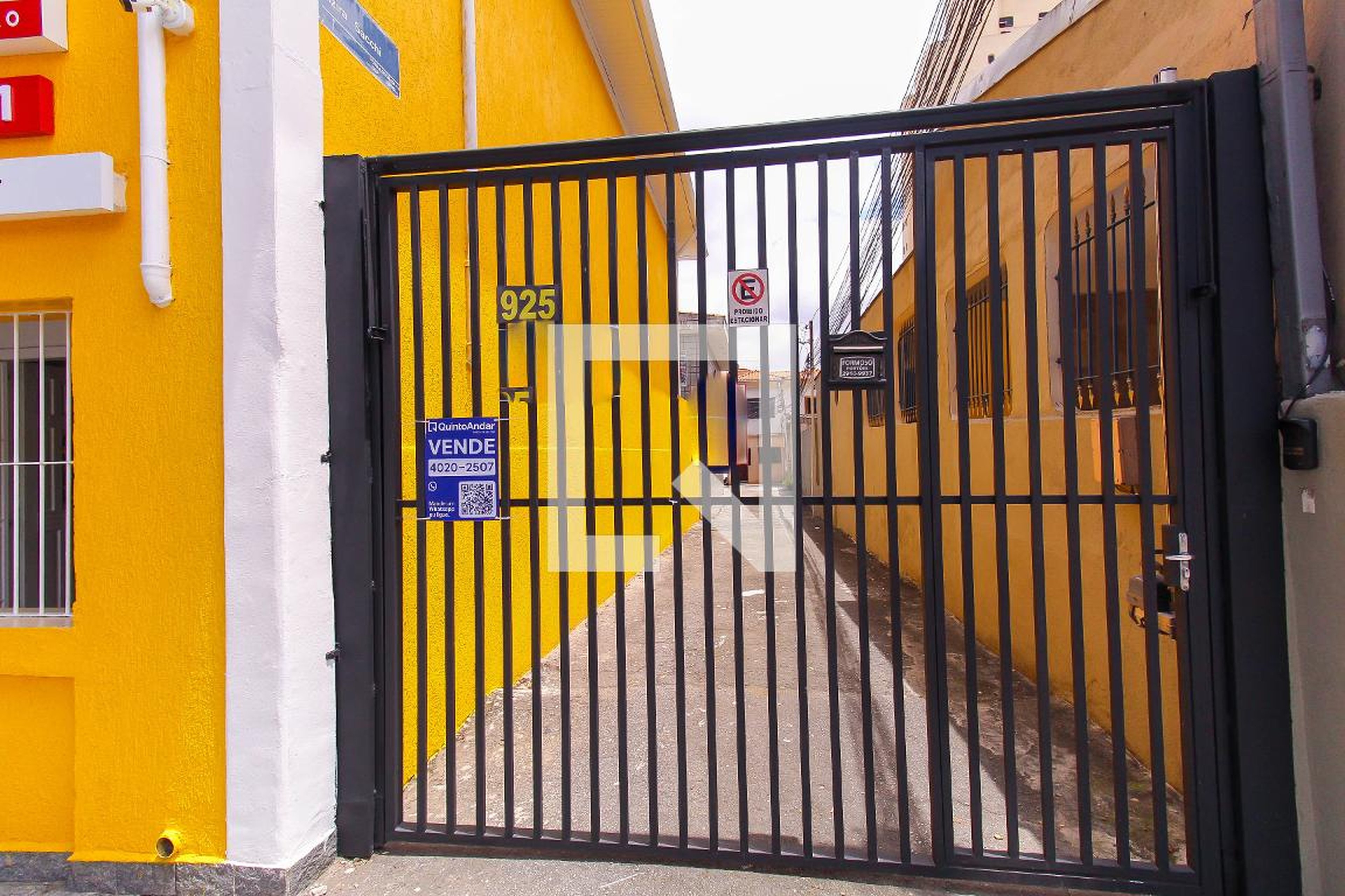 Fachada Condomínio em Rua Herval, 925